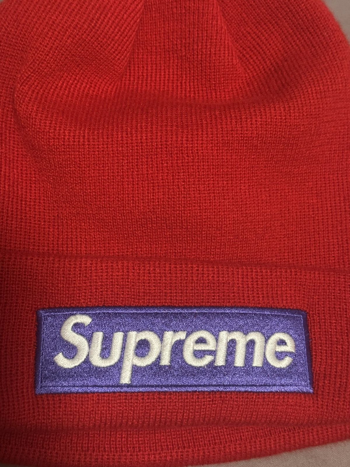 Supreme Supreme fw17 purple on red new era box logo beanie Size ONE SIZE - 2 Thumbnail