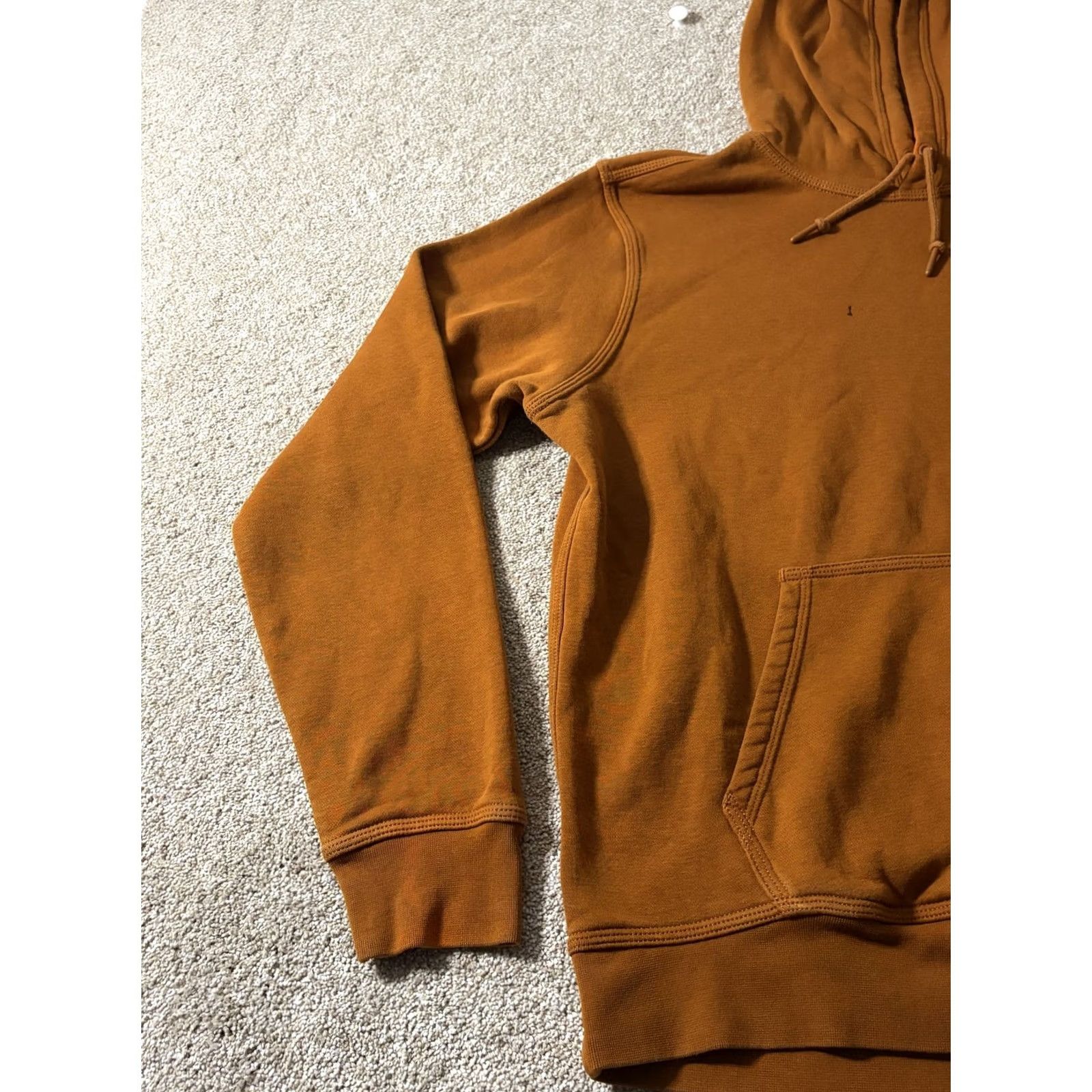 Nike Nike Hoodie Mens Large Orange Fleece Pullover Swoosh Sweatshirt 826433-290 Size US L / EU 52-54 / 3 - 3 Thumbnail