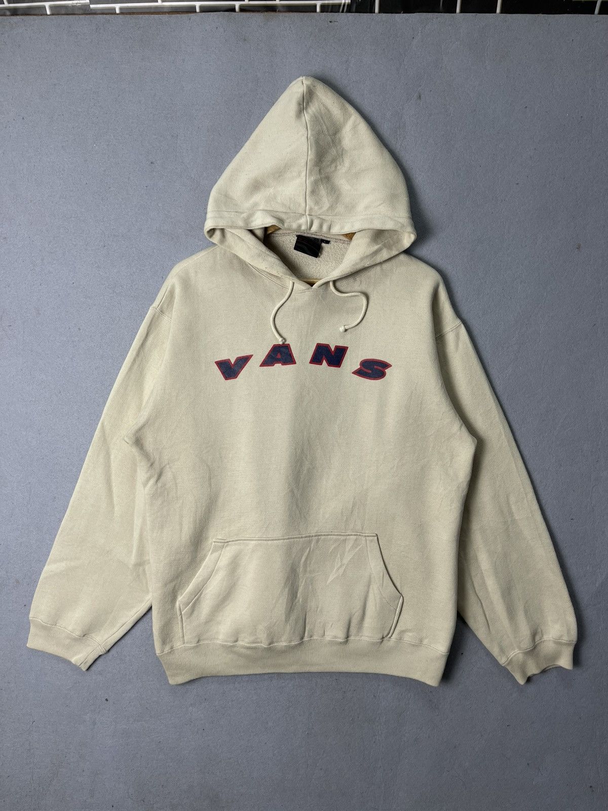 Vans Vintage Vans Spellout Pullover Hoodie Cream Size L Size US L / EU 52-54 / 3 - 1 Thumbnail
