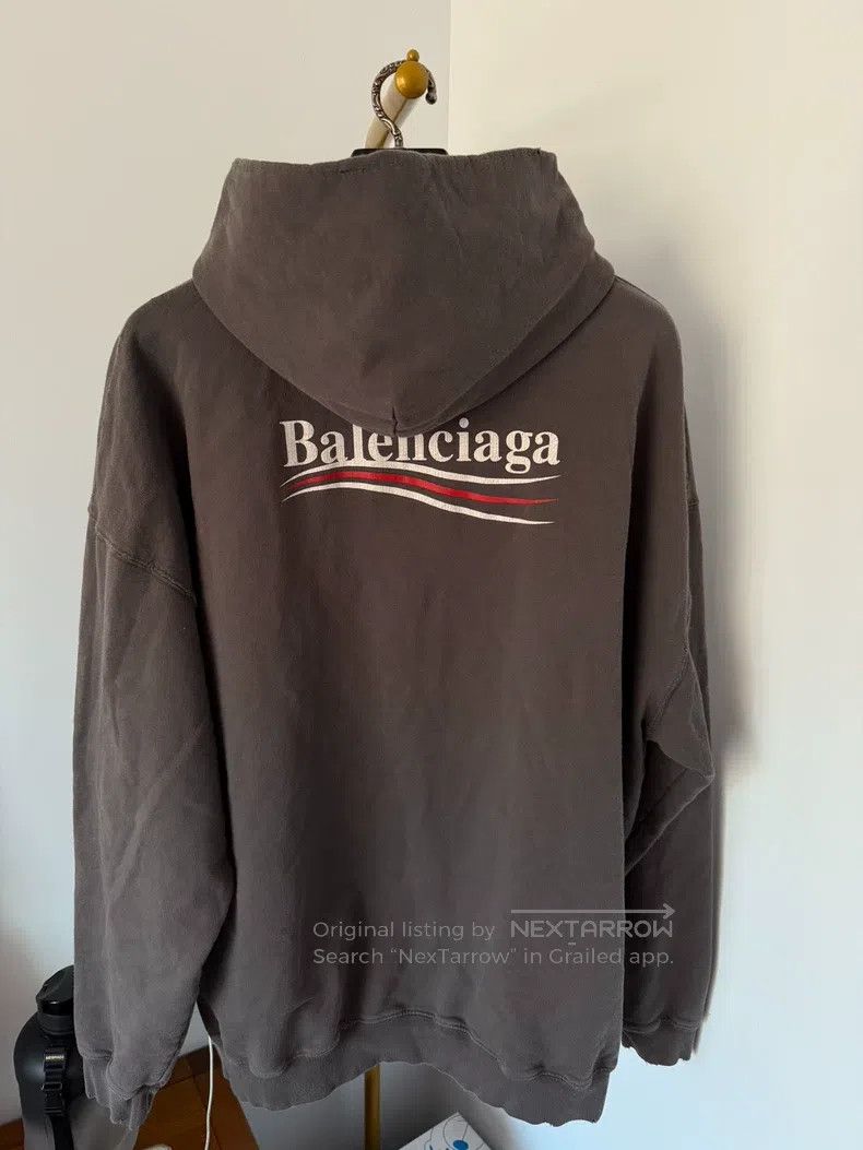 Balenciaga Balenciaga Distressed Logo Coke Sweatshirt M Size Size US M / EU 48-50 / 2 - 2 Thumbnail