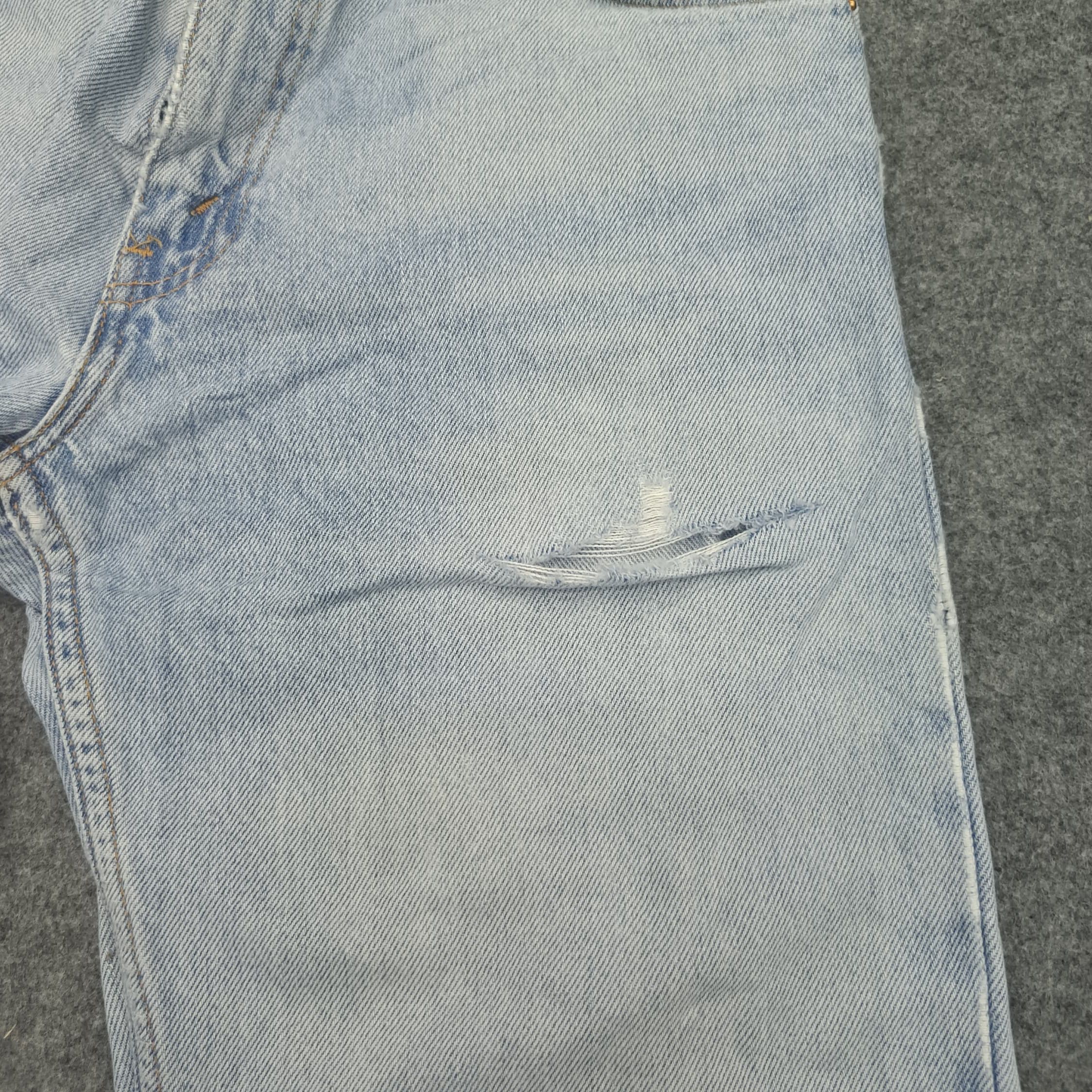 Levi's Vintage Levis Distressed Denim Kurt Cobain Style Size US 30 / EU 46 - 9 Thumbnail