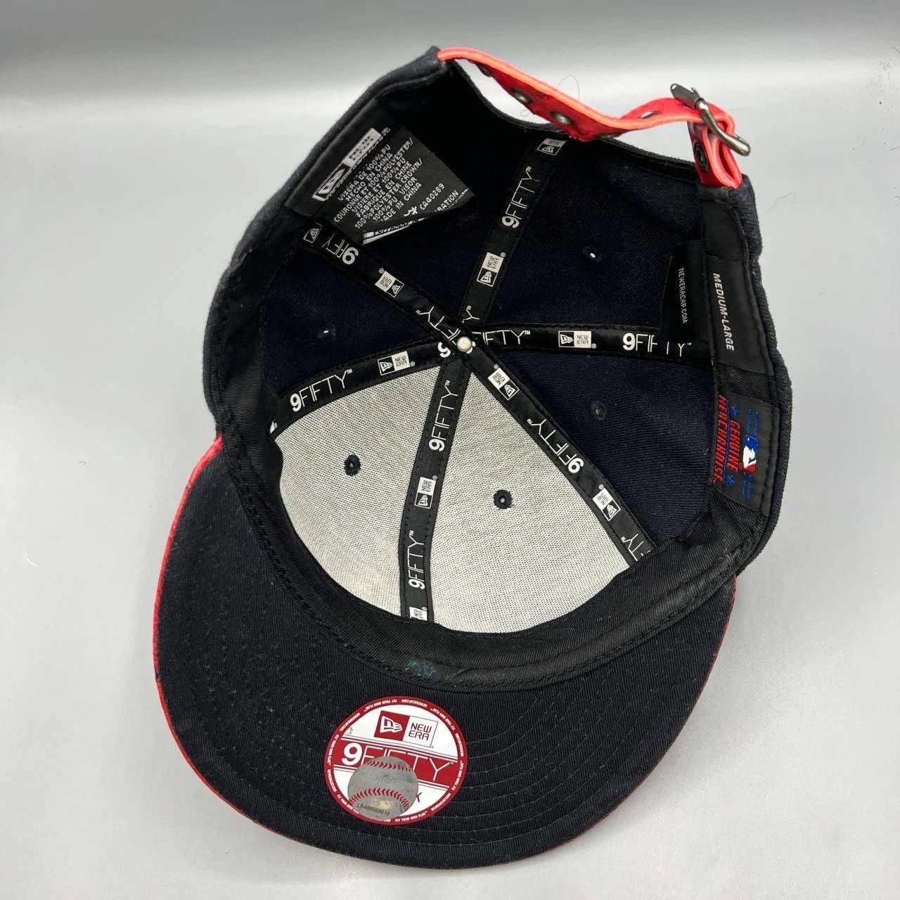 New Era Atlanta Braves Hat Men M-L Black Embroidered MLB Strap Back Size ONE SIZE - 2 Thumbnail