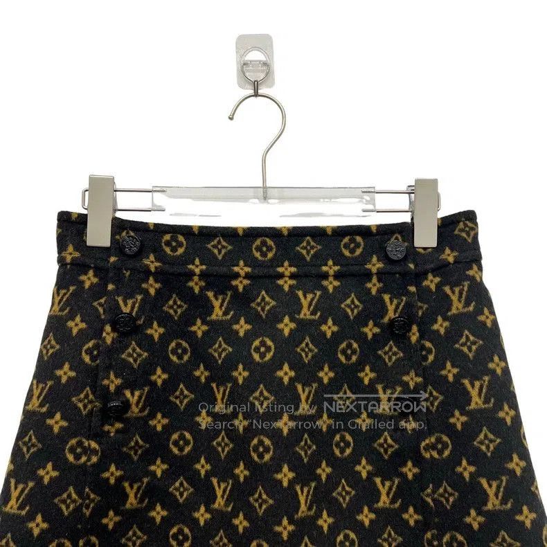 Louis Vuitton Louis Vuitton Monogram Mini Skirt. Size US 36 / EU 52 - 3 Thumbnail