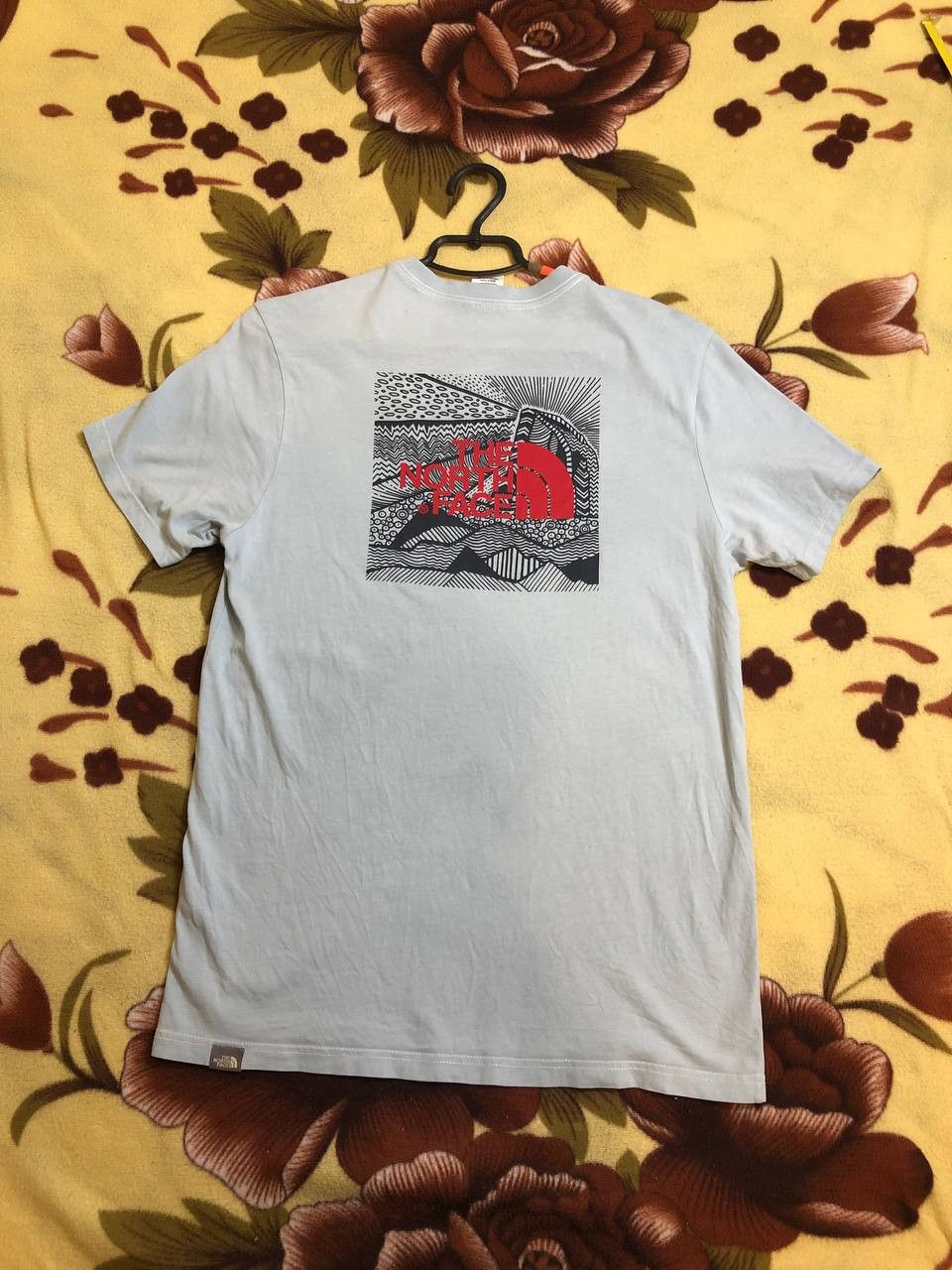 The North Face The North Face Graphic Tee T-Shirt Big Logo Size US S / EU 44-46 / 1 - 19 Thumbnail