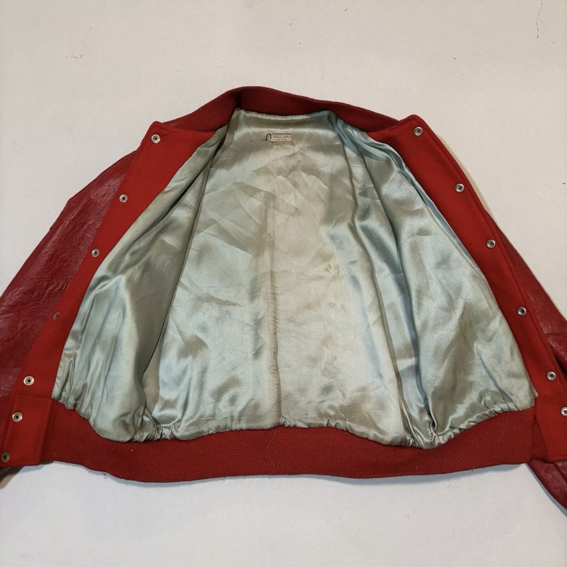 Vintage 50s 60s True Vintage Varsity Jacket Red Horseshoe Brand Sz L Size US L / EU 52-54 / 3 - 15 Thumbnail