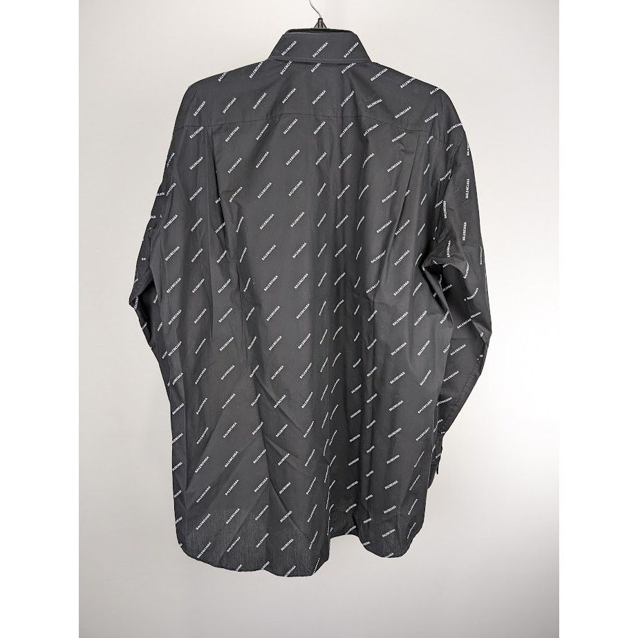 Balenciaga o1rshd1 All Over Logo Print Shirt in Black Size US S / EU 44-46 / 1 - 12 Thumbnail