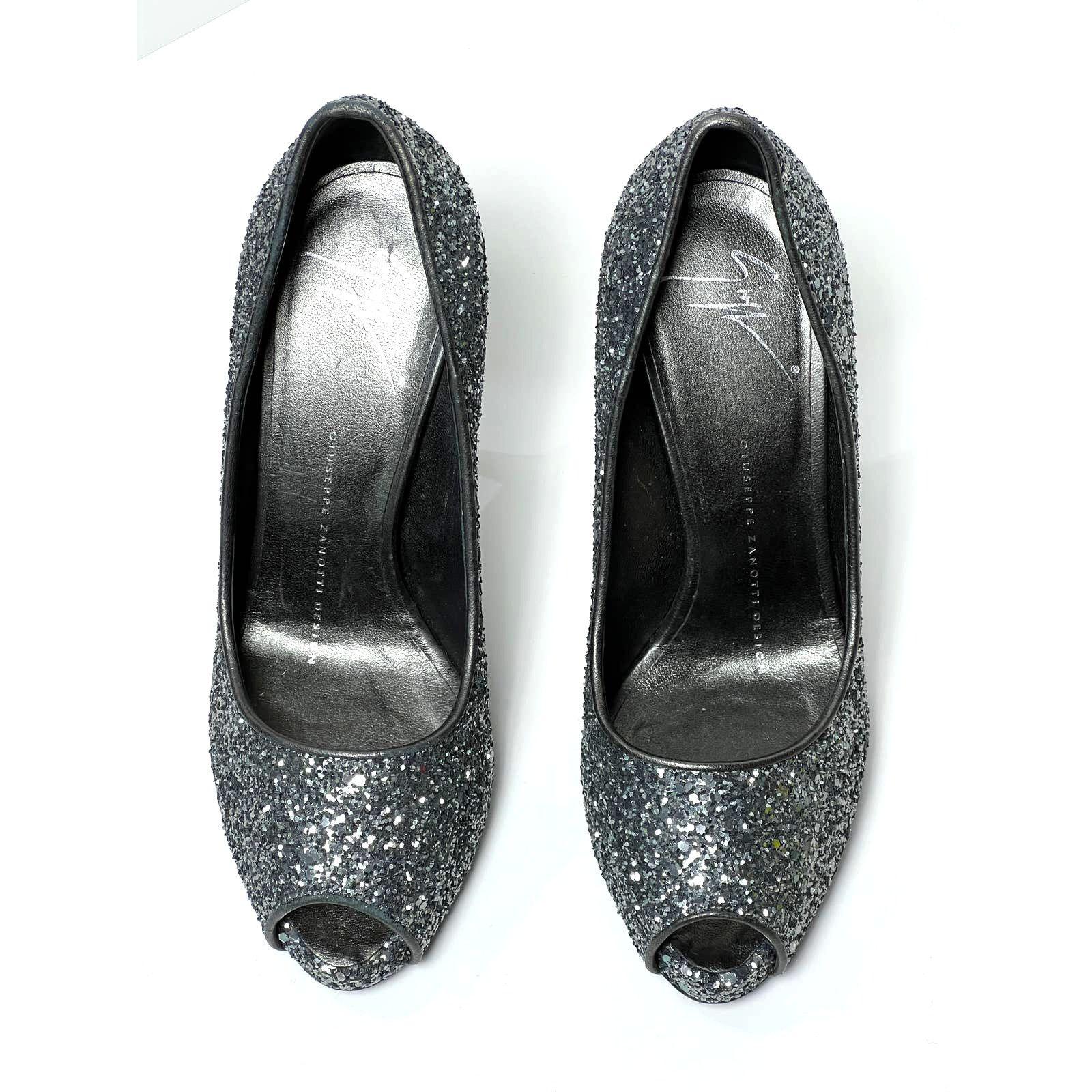 Giuseppe Zanotti Giuseppe Zanotti Womens Heels Silver Pumps Shoes Size 35.5 Size US 5.5 / IT 35.5 - 2 Thumbnail
