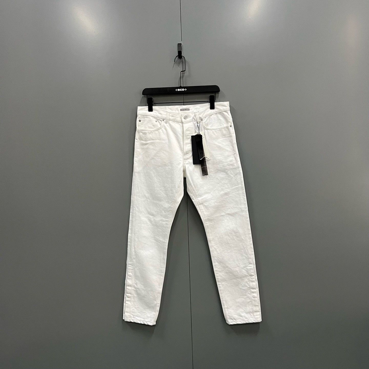Dior Dior Denim White Denim Jeans 31 Men Size US 31 - 1 Thumbnail