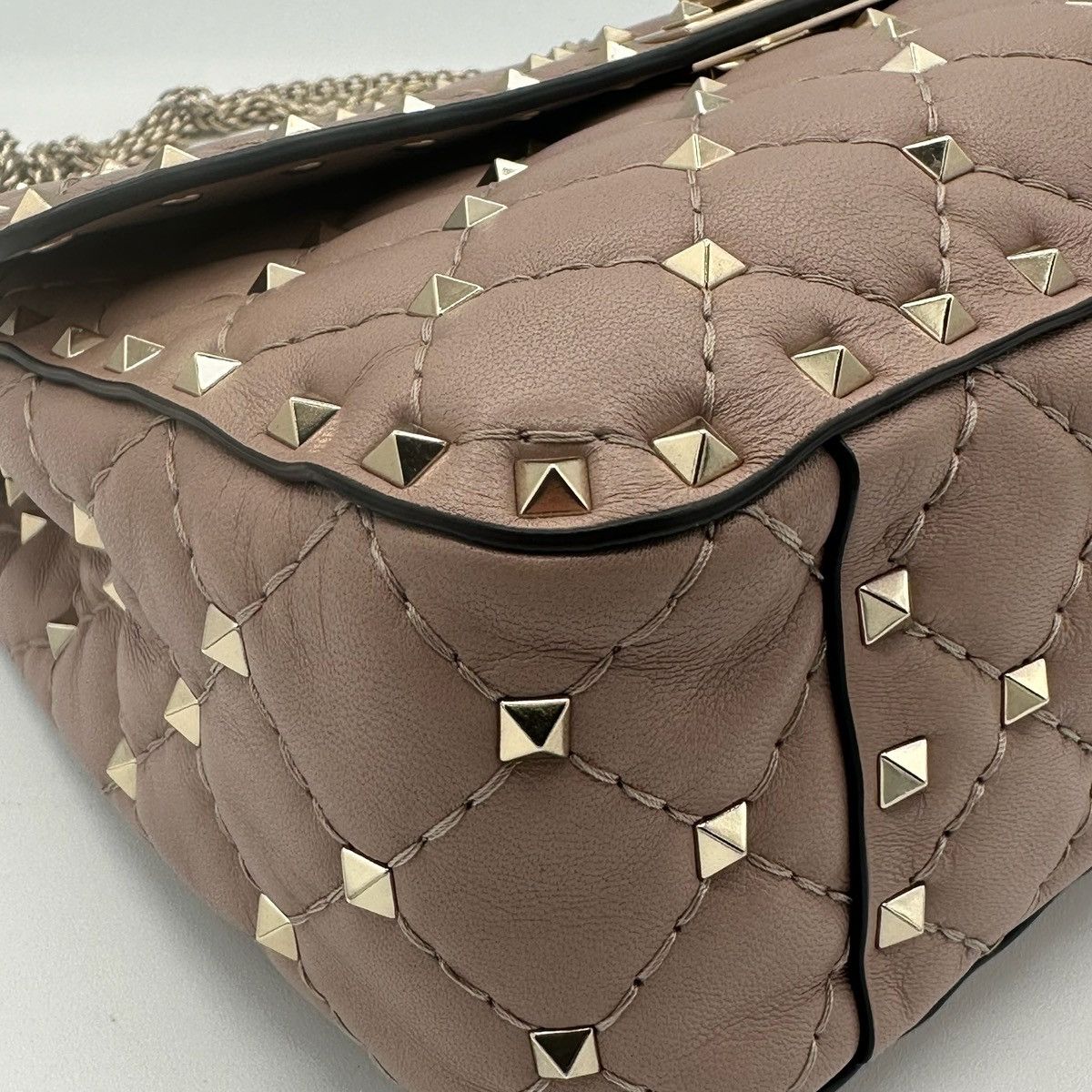 Valentino Valentino Garavani Rockstud Spike Bag in Beige Leather Size ONE SIZE - 3 Thumbnail