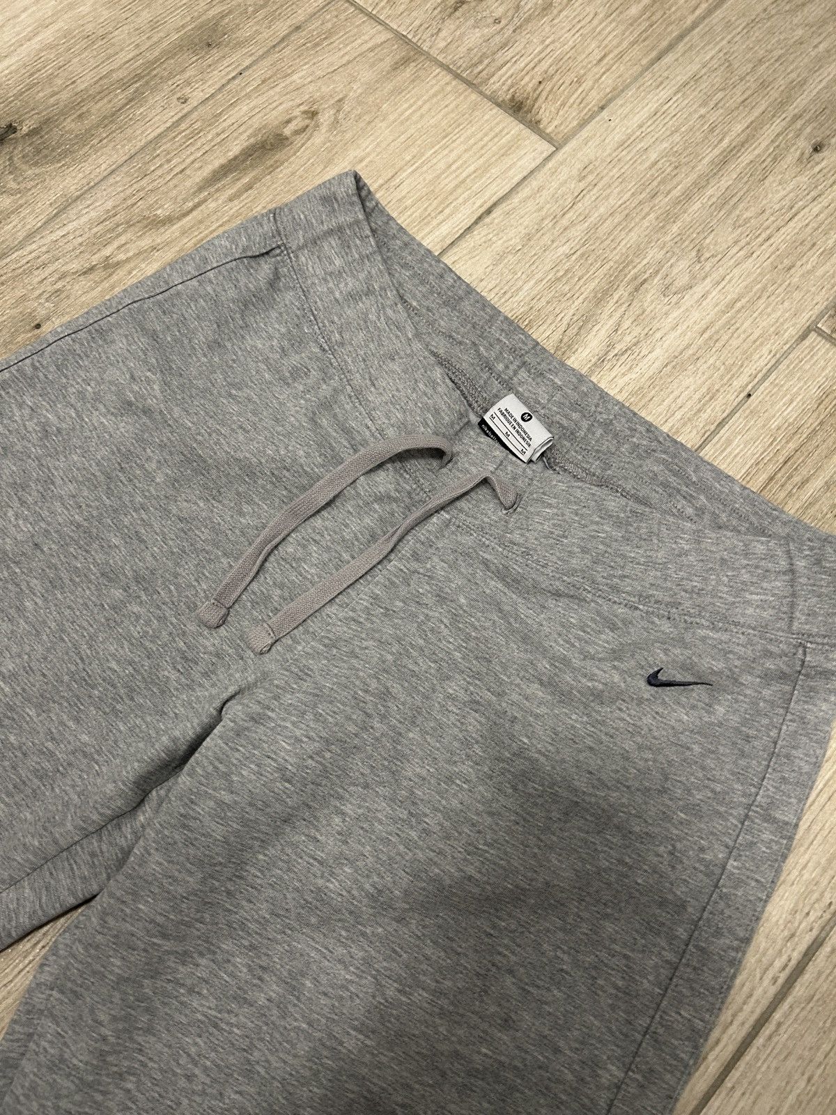 Nike Nike sweatpants Size 27" / US 4 / IT 40 - 1 Thumbnail