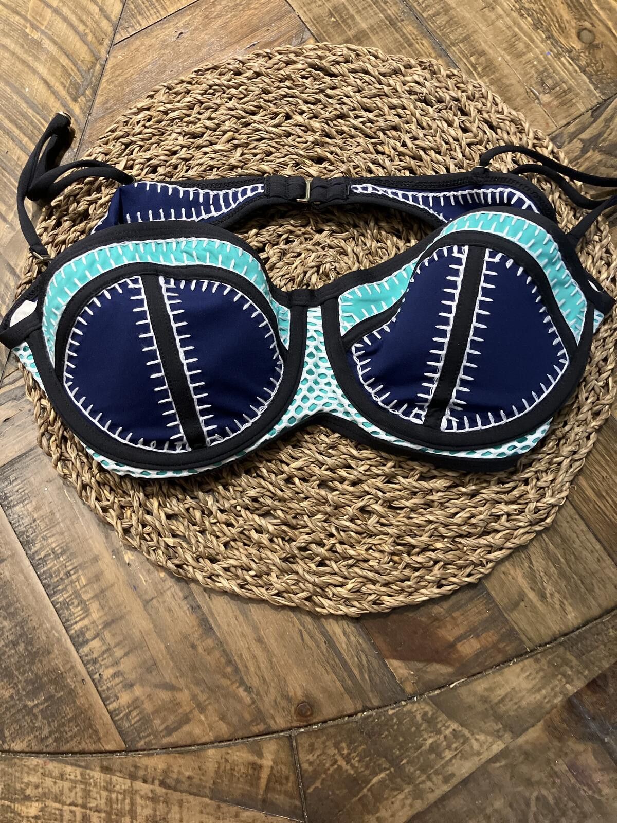 Bar III NWT Navy and Turquoise Bikini Top with Contrast Stitching Size ONE SIZE - 1 Thumbnail
