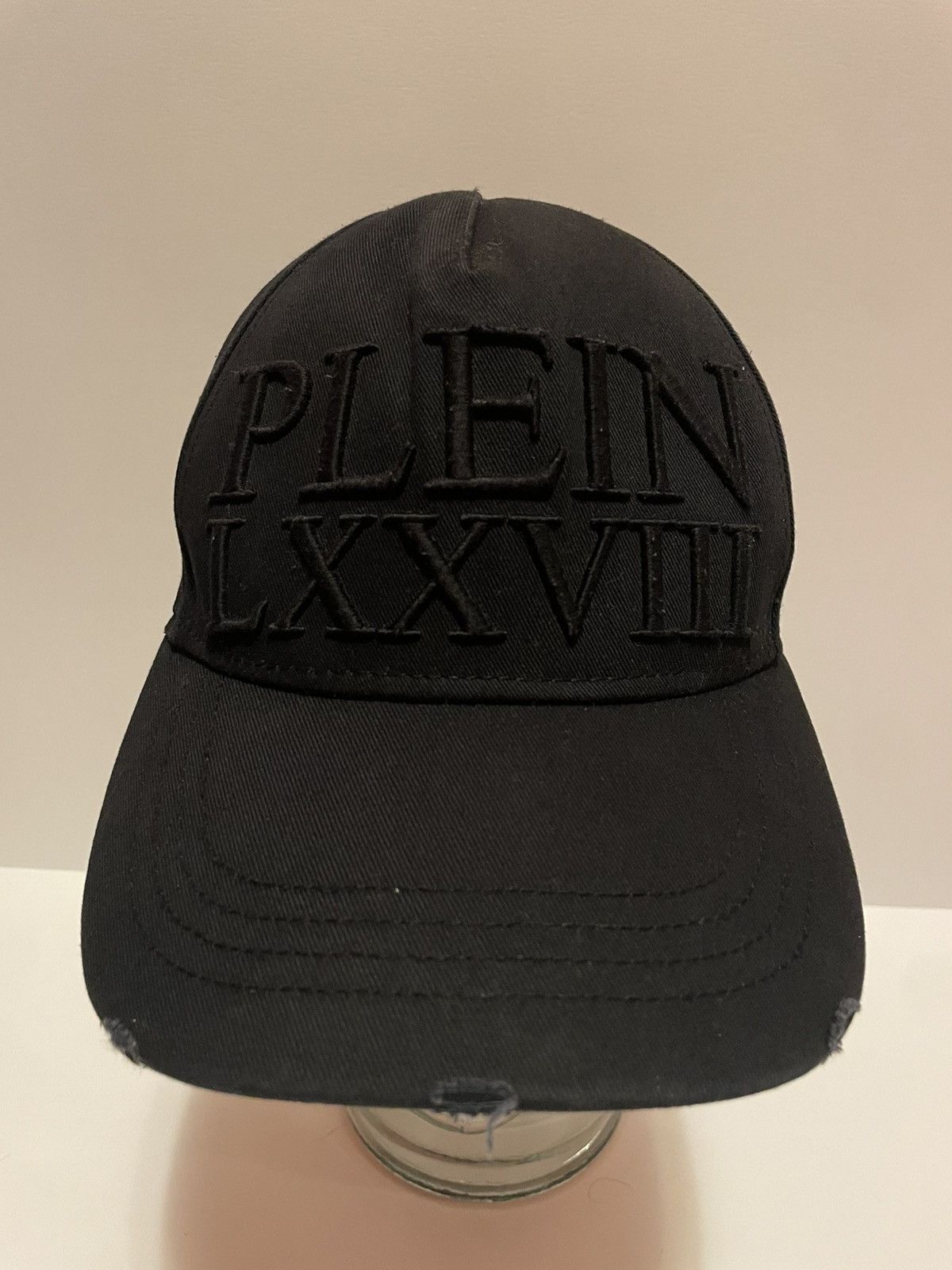 Phillip Plein “PLEIN LXVIII” baseball cap black distressed