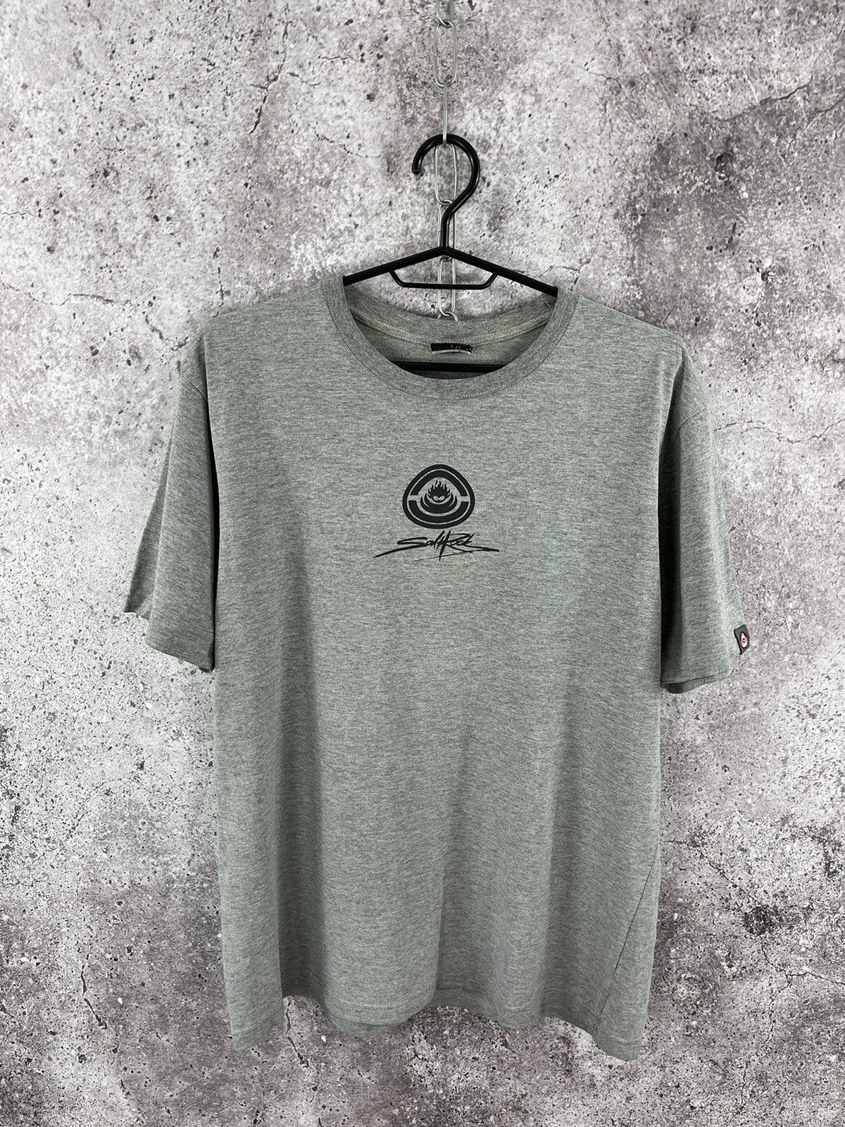 Vintage Saltrock Vintage T-Shirt Streetstyle Centre Logo Grey Sz M Size US M / EU 48-50 / 2 - 1 Thumbnail