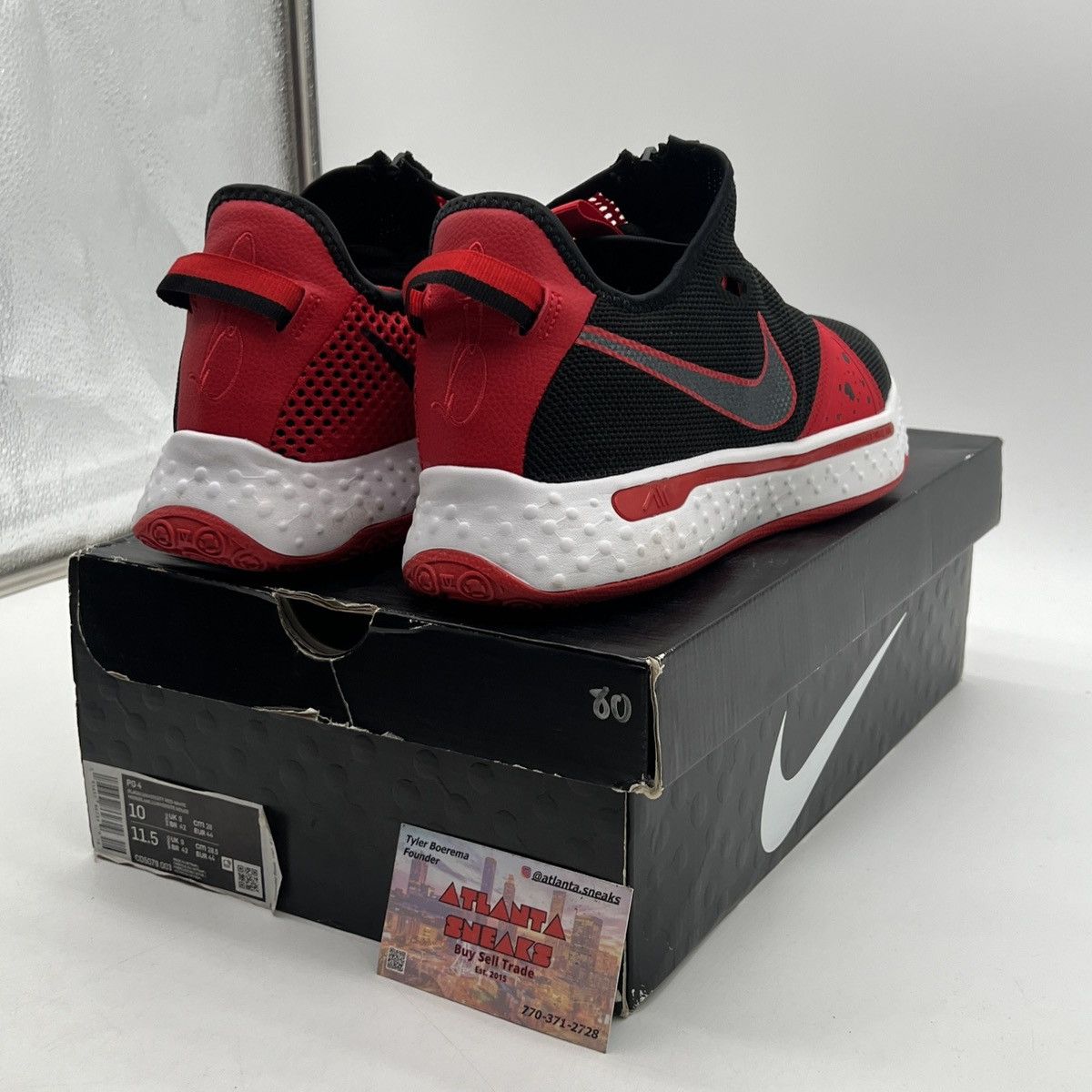 Nike Pg 4 bred Size US 10 / EU 43 - 5 Thumbnail