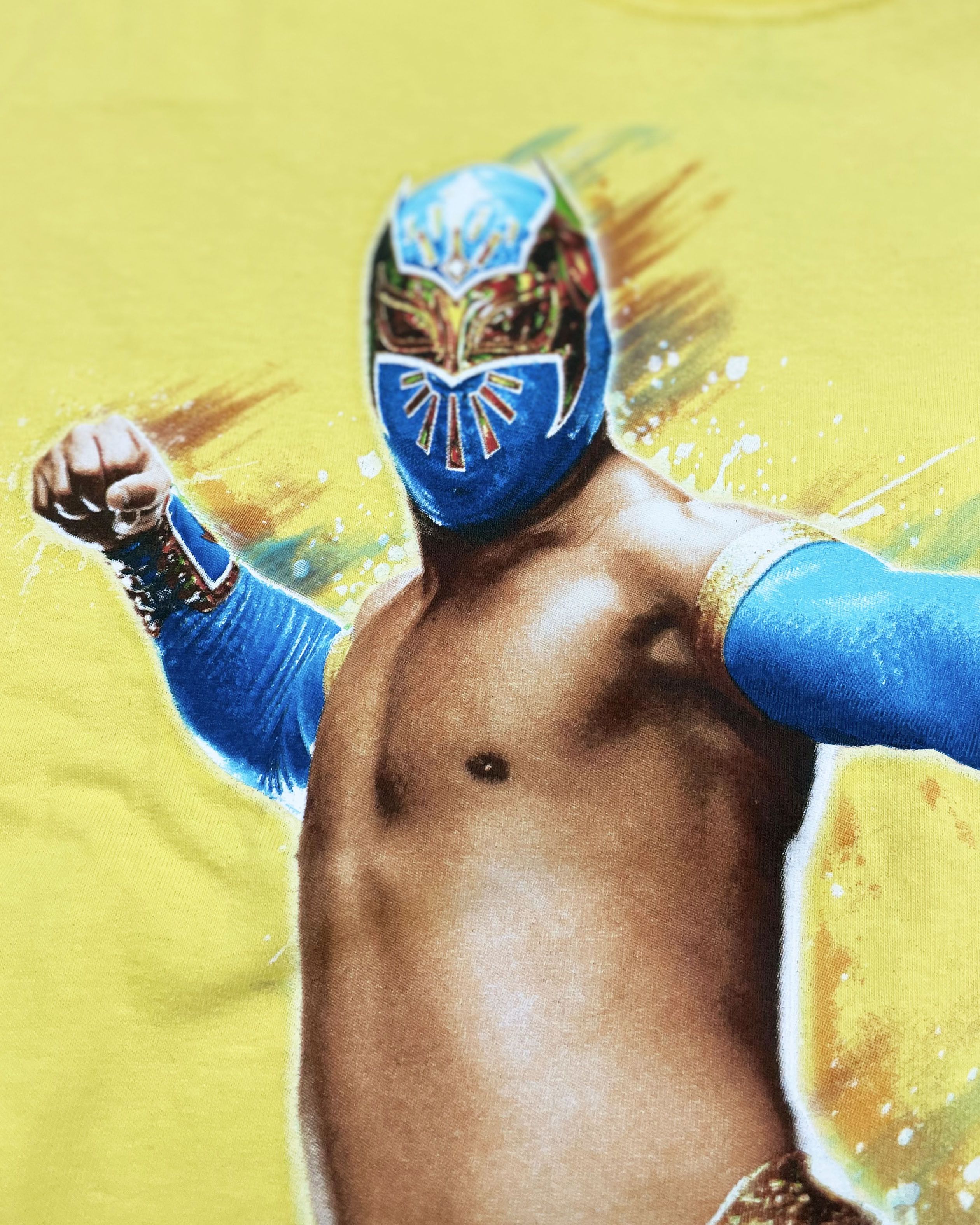 WWE WWE Wrestling (Sin Cara) Tshirt Copyright 2011 Size US L / EU 52-54 / 3 - 6 Thumbnail