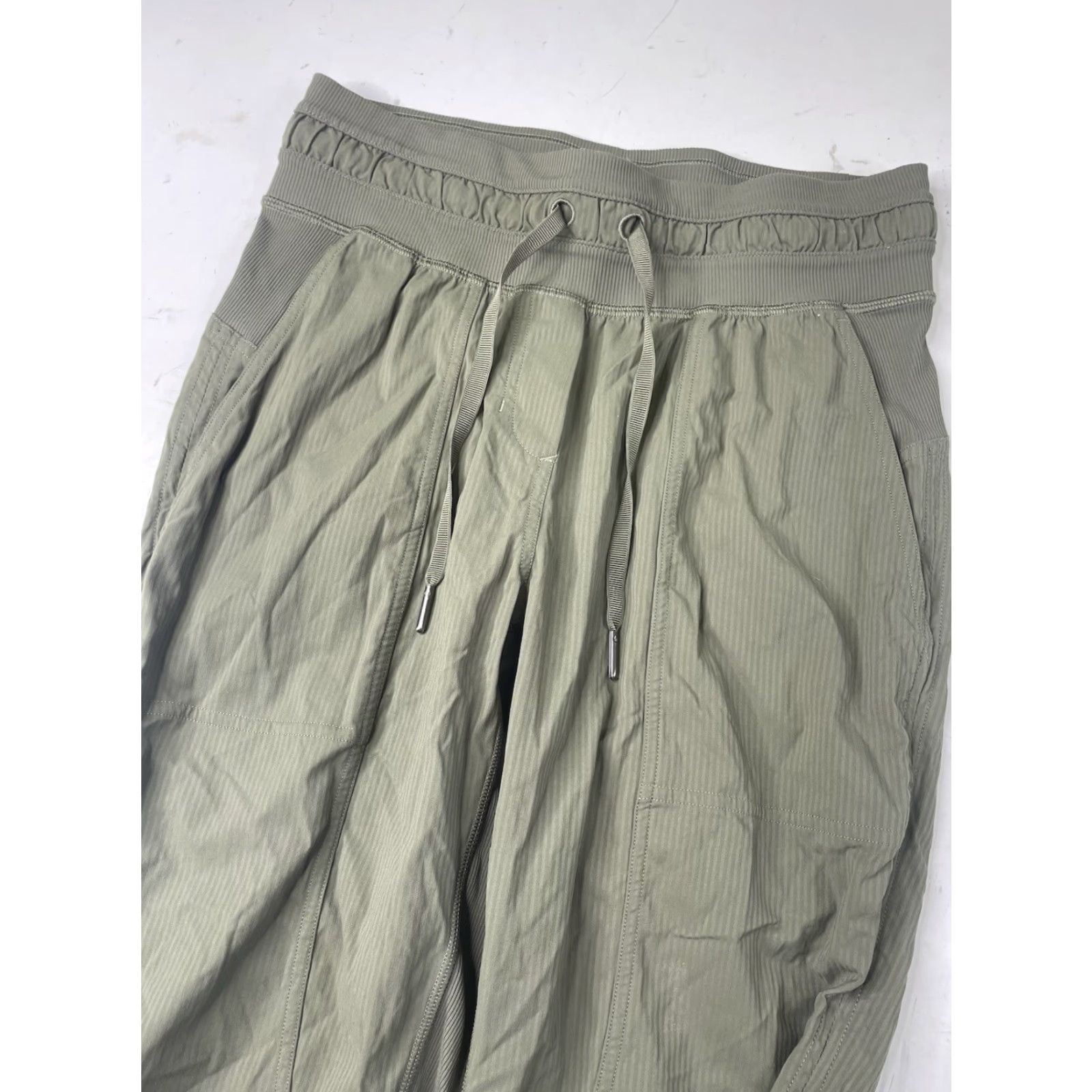 Lululemon Lululemon Dance Studio Pants Womens 4 Green Cropped Woven Nylon Spandex Athletic Straight Dance Gym Yoga Size 27" / US 4 / IT 40 - 5 Thumbnail