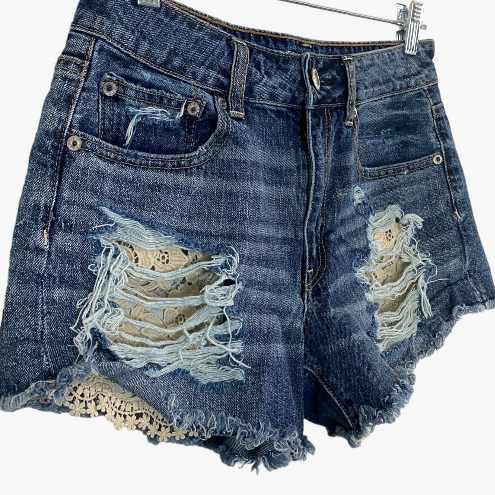 Vintage American Eagle Shorts Women's 6 Blue Denim High-Waisted Festival Distressed Jean Size 28" / US 6 / IT 42 - 2 Thumbnail