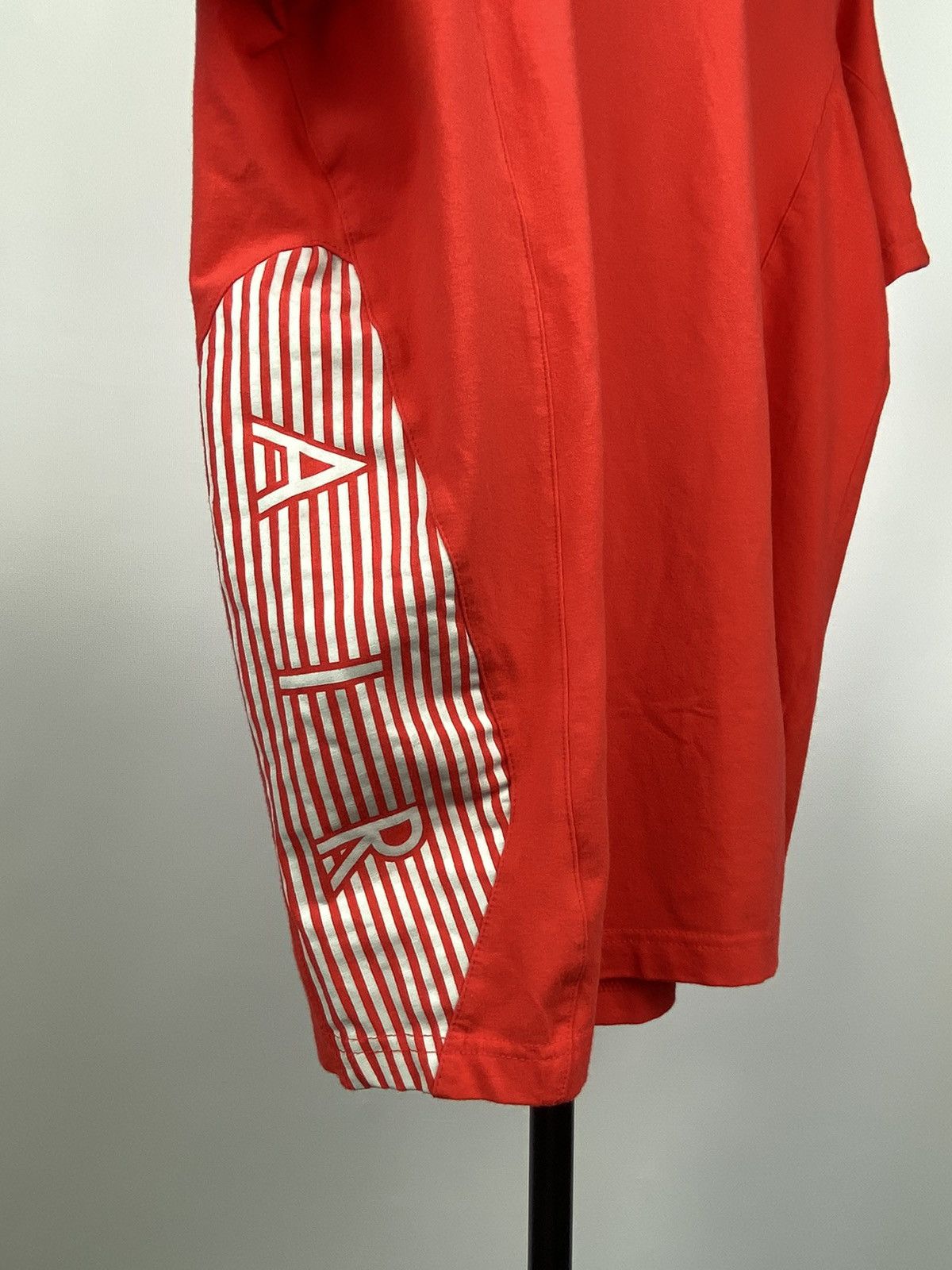 Nike × Vintage Vintage 90s 00s Nike Air Max red T-shirt Size US L / EU 52-54 / 3 - 2 Thumbnail
