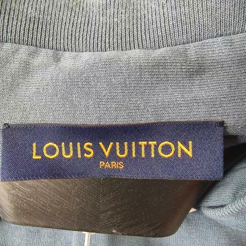 Louis Vuitton Louis Vuitton Blue flocked logo printed knit short sleeve Size US S / EU 44-46 / 1 - 3 Thumbnail