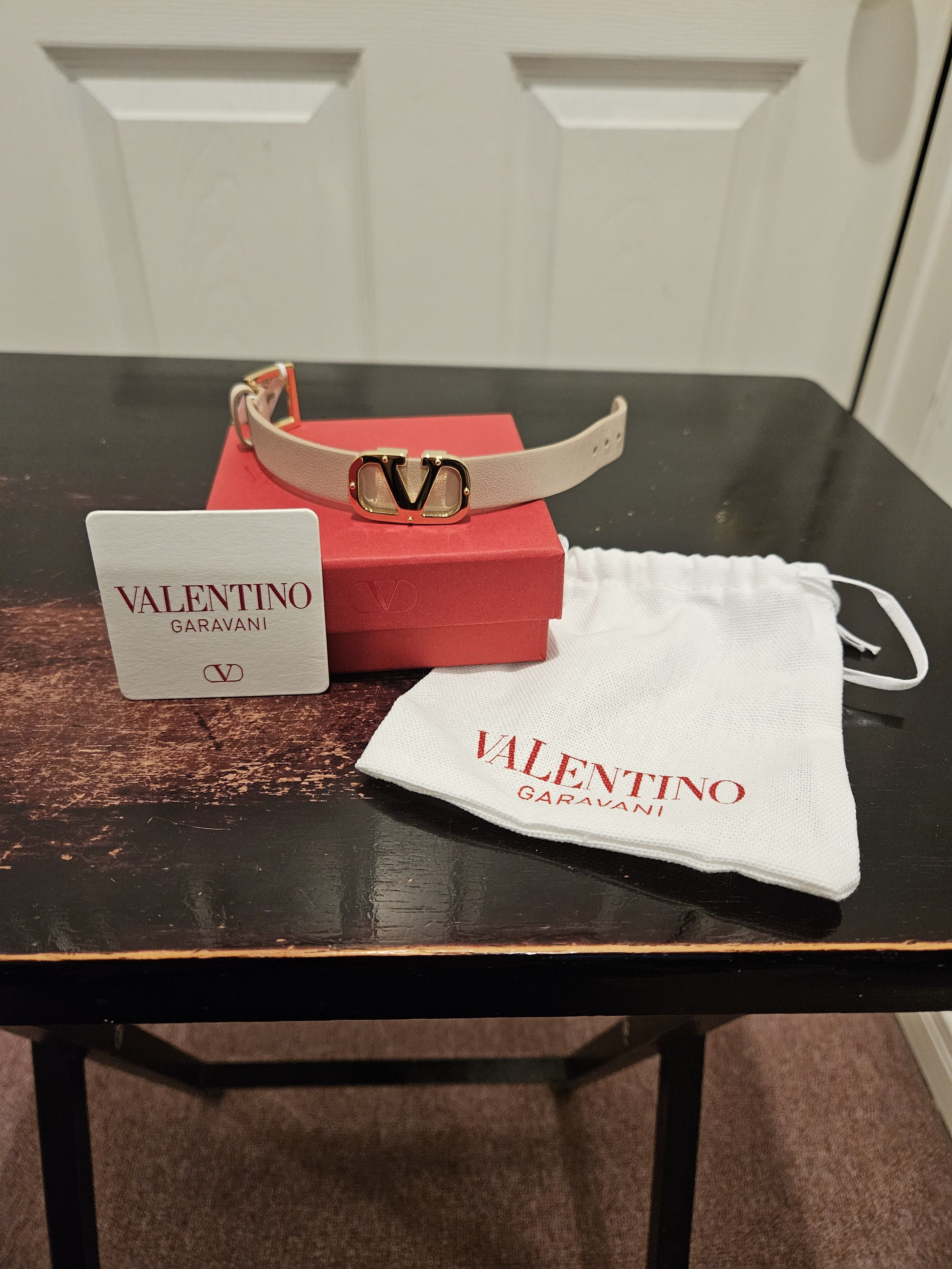 Valentino VLOGO Type Leather Strap Bracelet - UNISEX Size ONE SIZE - 8 Thumbnail