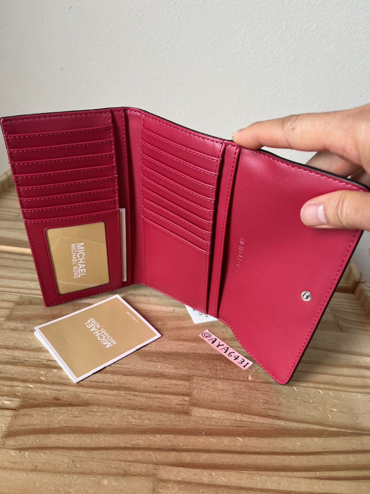 Michael Kors Michael Kors Jet set travel large trifold wallet Size ONE SIZE - 6 Thumbnail