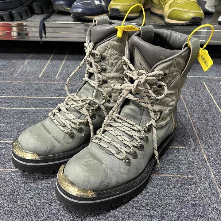 Louis Vuitton Louis Vuitton Color Block Combat Boots for Men -2508 Size US 8 / EU 41 - 1 Thumbnail