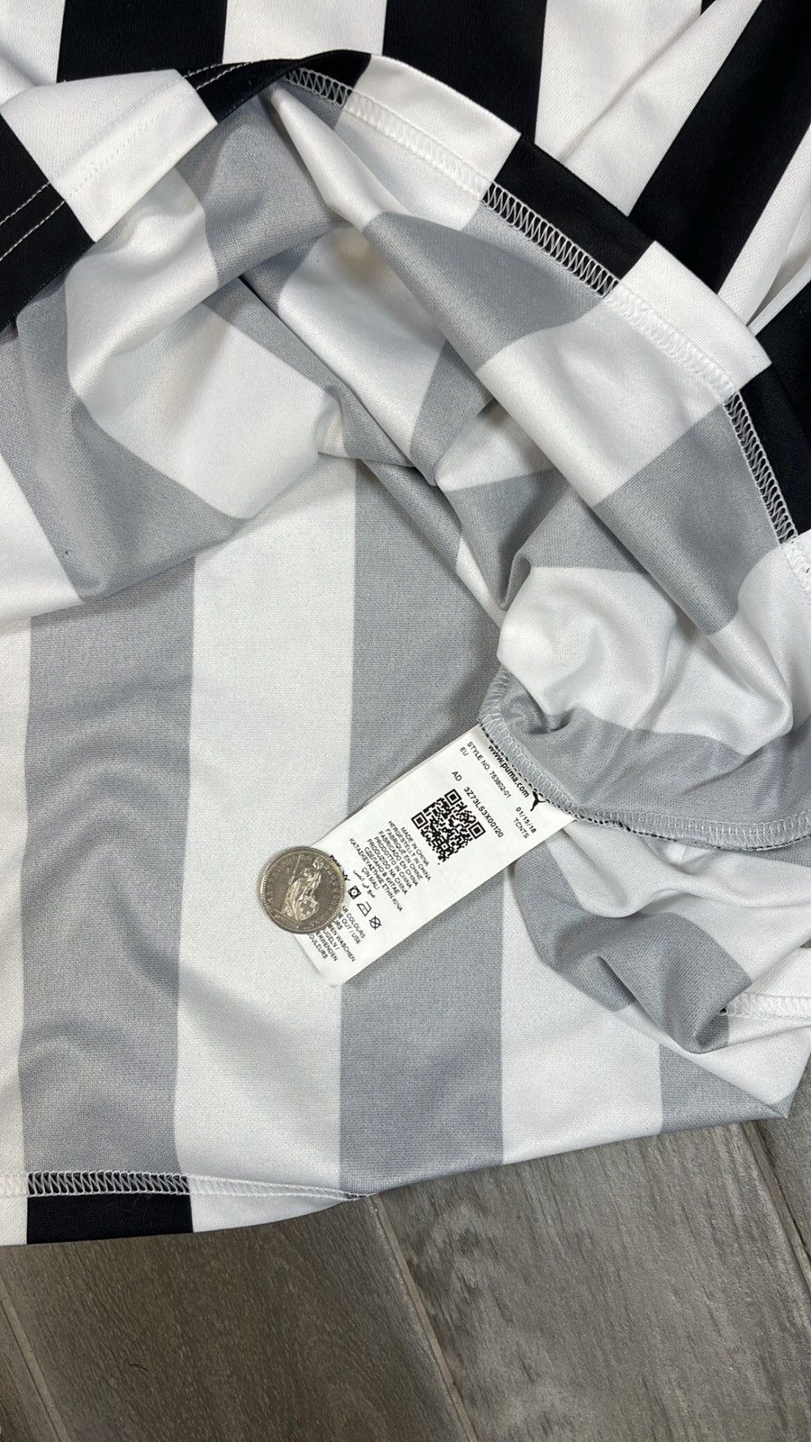 Puma Puma New Castle United Soccer Jersey Home Football Shirt Size US XL / EU 56 / 4 - 9 Thumbnail