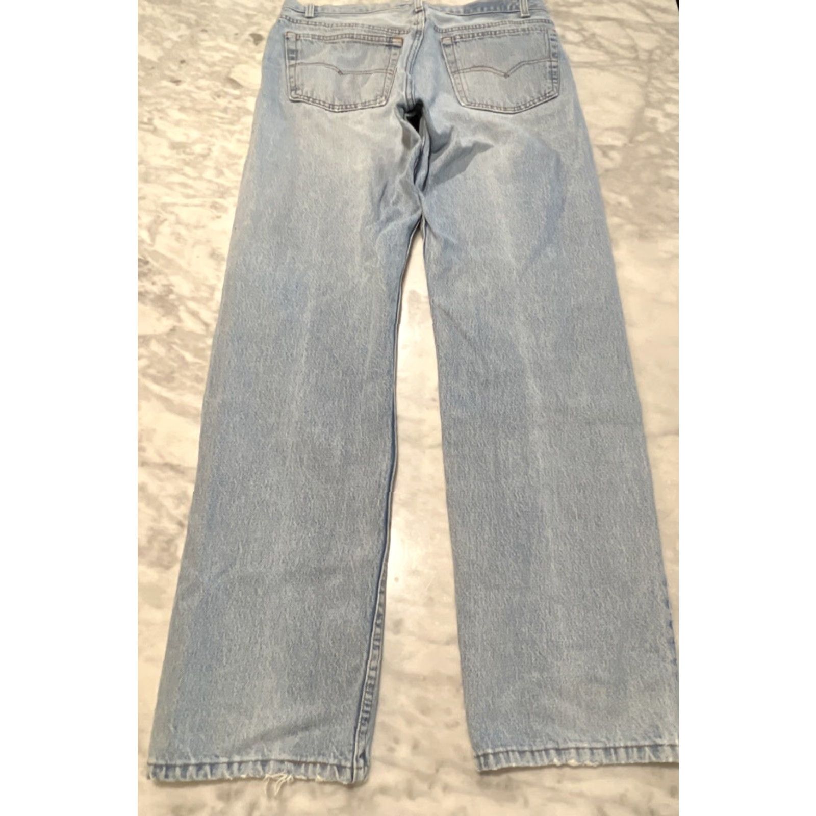 Levi's VINTAGE Levi's 501 Jeans Button Fly Light Faded 34x33 Levi'S 501 Series Men Denim Blue 90s USA Size US 34 / EU 50 - 4 Thumbnail