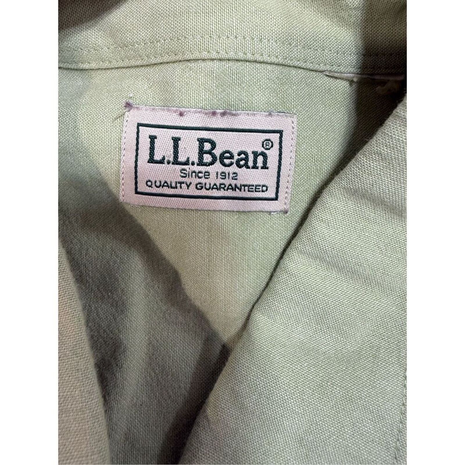 L.L. Bean L.L. Bean Men’s Shirt sz XL Oxford Cotton # F922 Size US XL / EU 56 / 4 - 6 Thumbnail