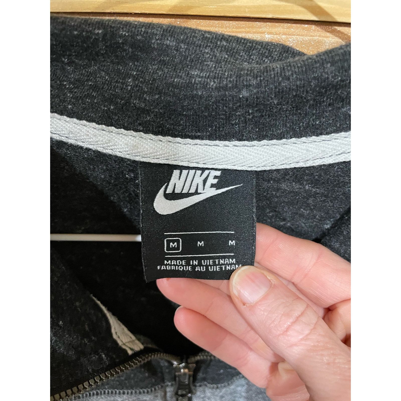 Nike Women's Nike Gym Vintage Track Jacket, size M Size M / US 6-8 / IT 42-44 - 6 Thumbnail