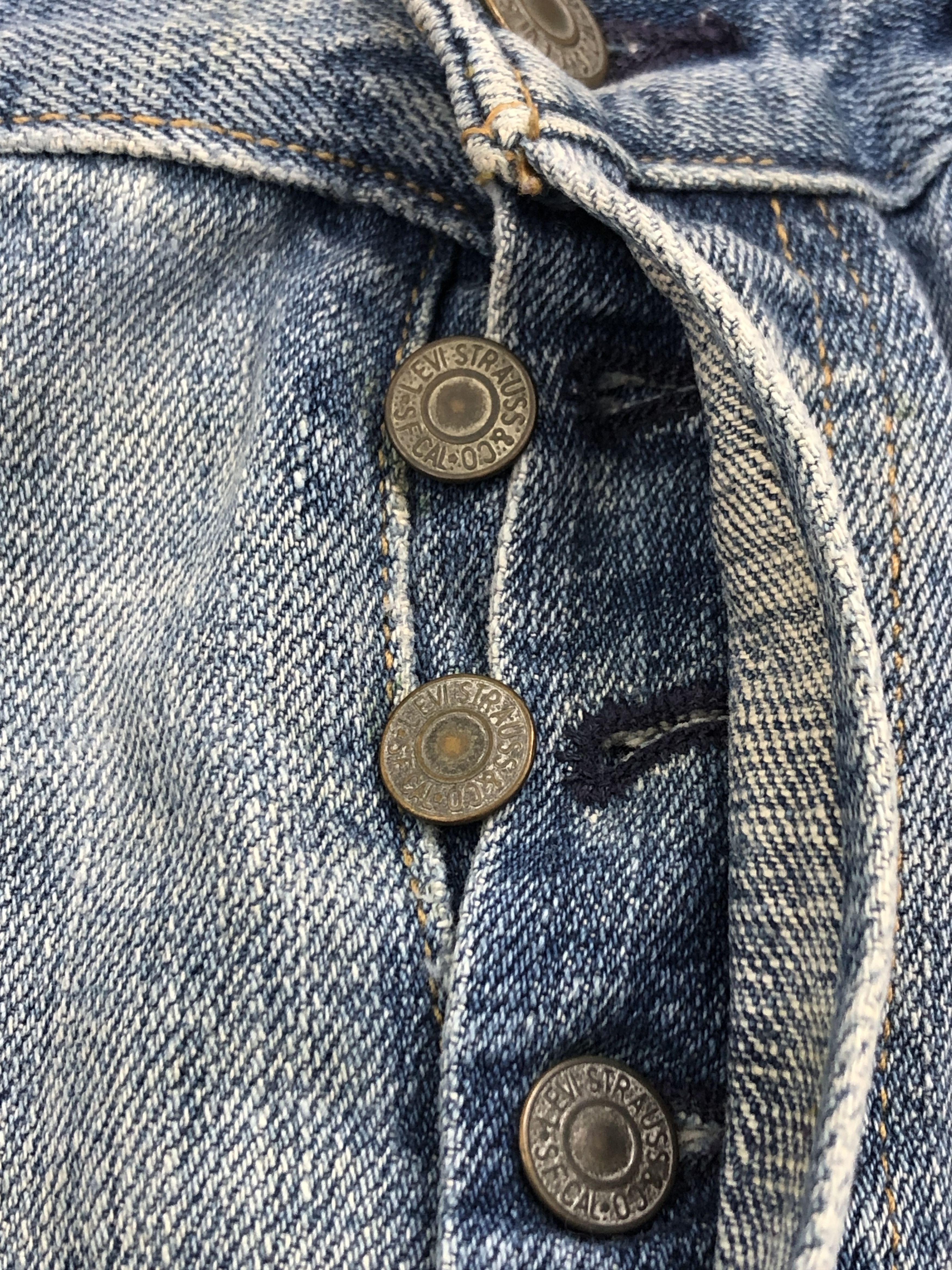 Levi's × Vintage Light Blue Washed Vintage Levis 501 Jeans Size US 32 / EU 48 - 12 Thumbnail