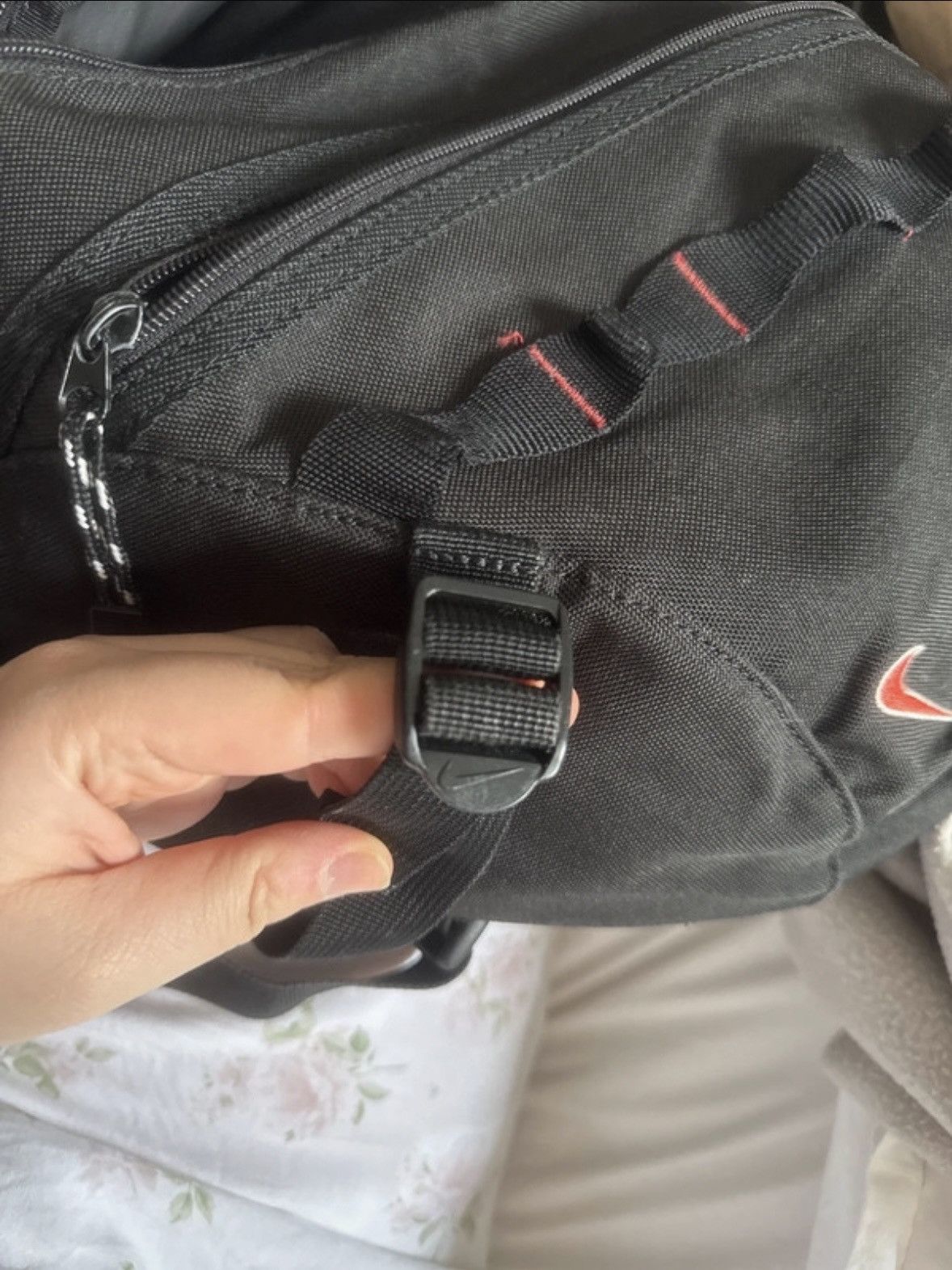 Nike Rare vintage Nike Maruem Sling Bag Y2K Size ONE SIZE - 13 Thumbnail