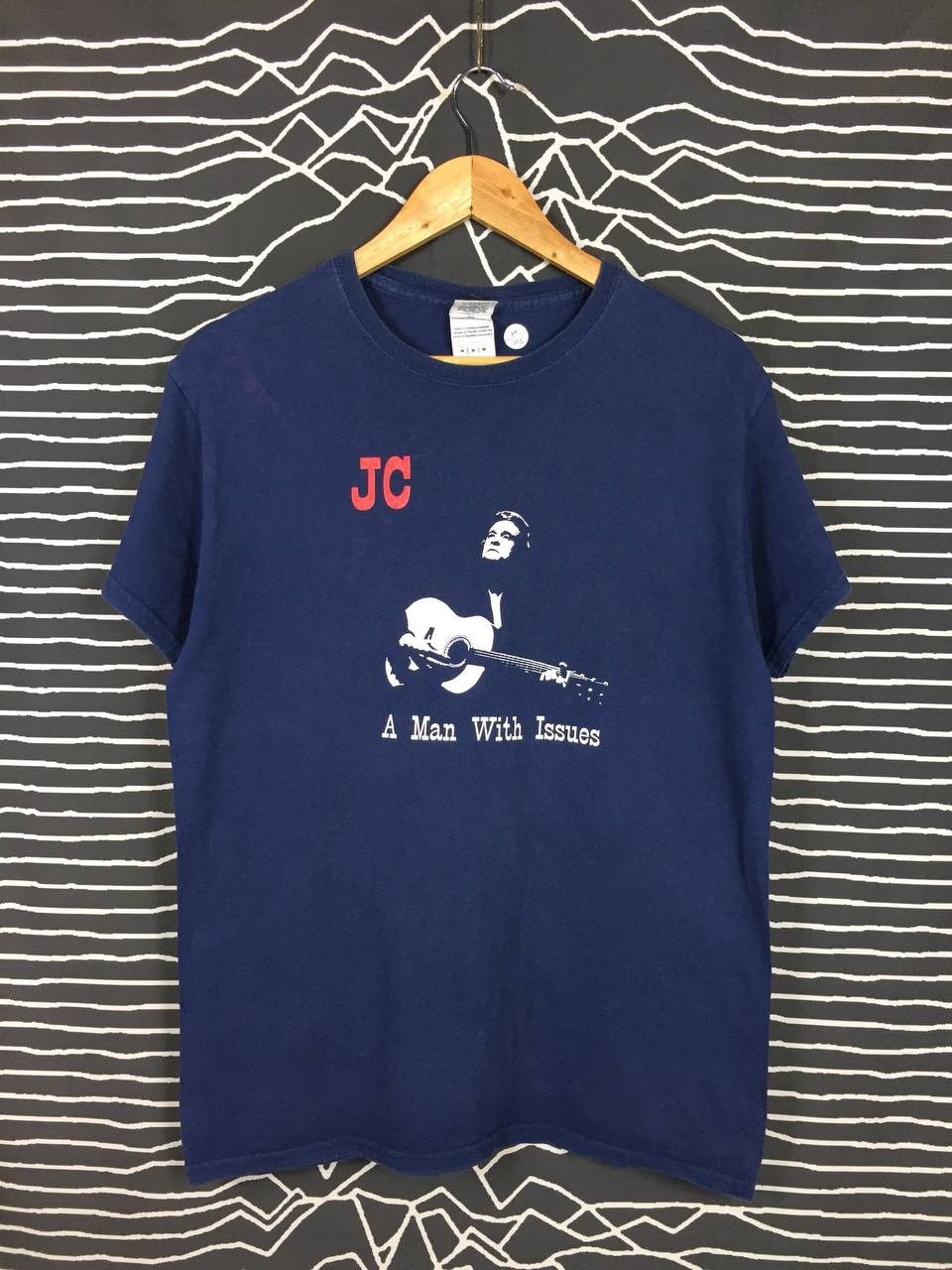 Band Tees × Vintage Vtg Johnny Cash A Man With Issue Rock Band Tee Size US M / EU 48-50 / 2 - 2 Thumbnail