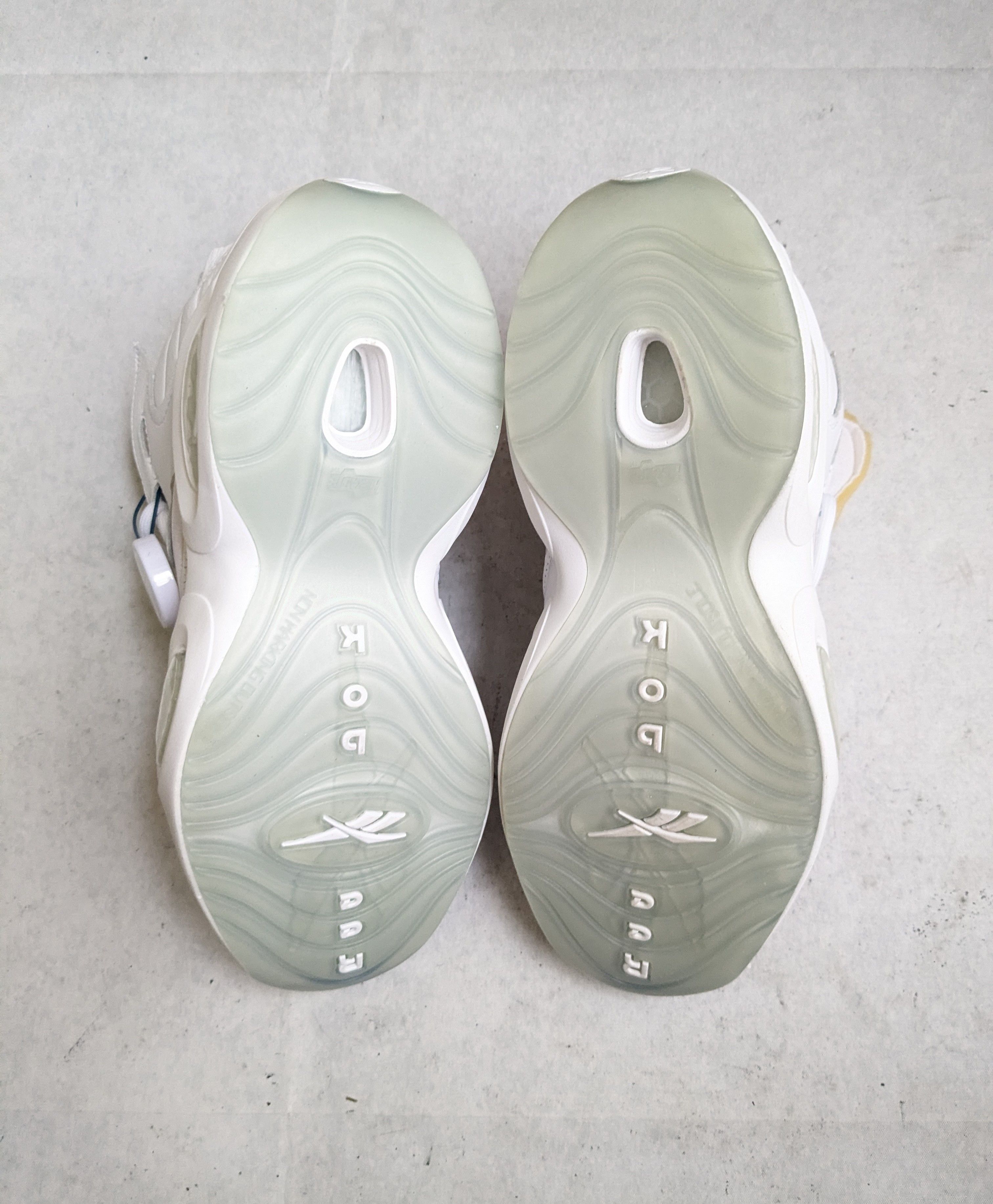 Maison Margiela × Reebok Maison Margiela Reebok Question White 9 High Tops Leather Size US 9 / EU 42 - 15 Thumbnail