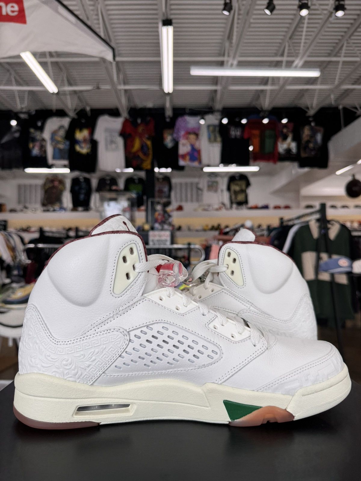 Jordan Brand Air Jordan 5 El Grito Sail Size 12.5 (2024) Size US 12.5 / EU 45-46 - 3 Thumbnail