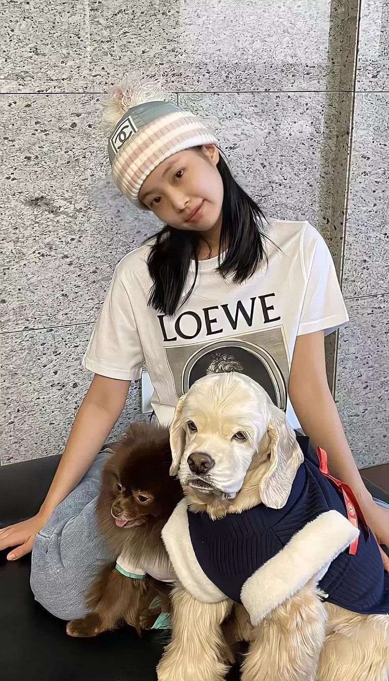 Loewe LOEWE Portrait printed short sleeve T-shirt Size XS / US 0-2 / IT 36-38 - 6 Thumbnail