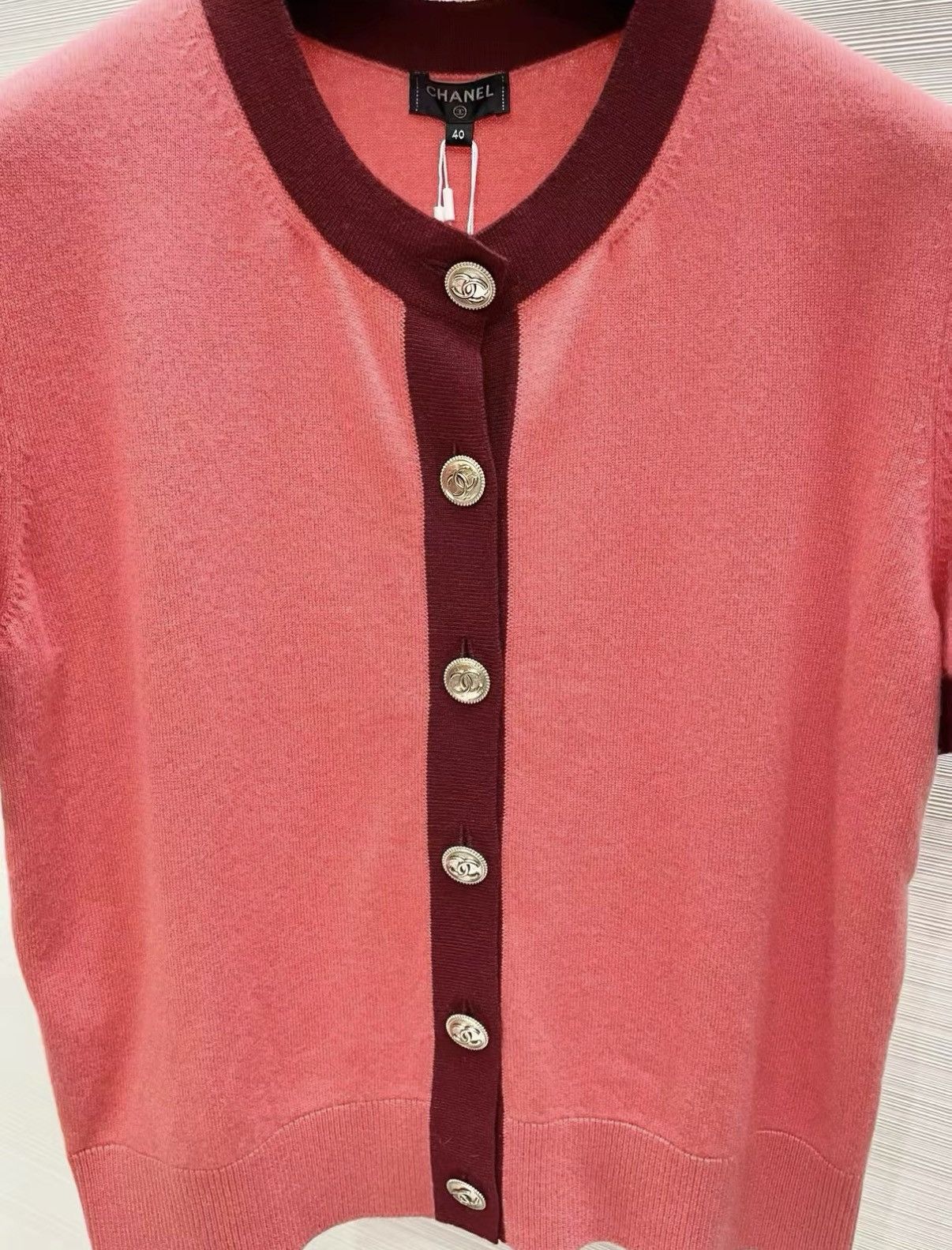 Chanel Chanel 20A Métiers d'Art Collection Cashmere Cardigan J33 Size L / US 10 / IT 46 - 4 Thumbnail