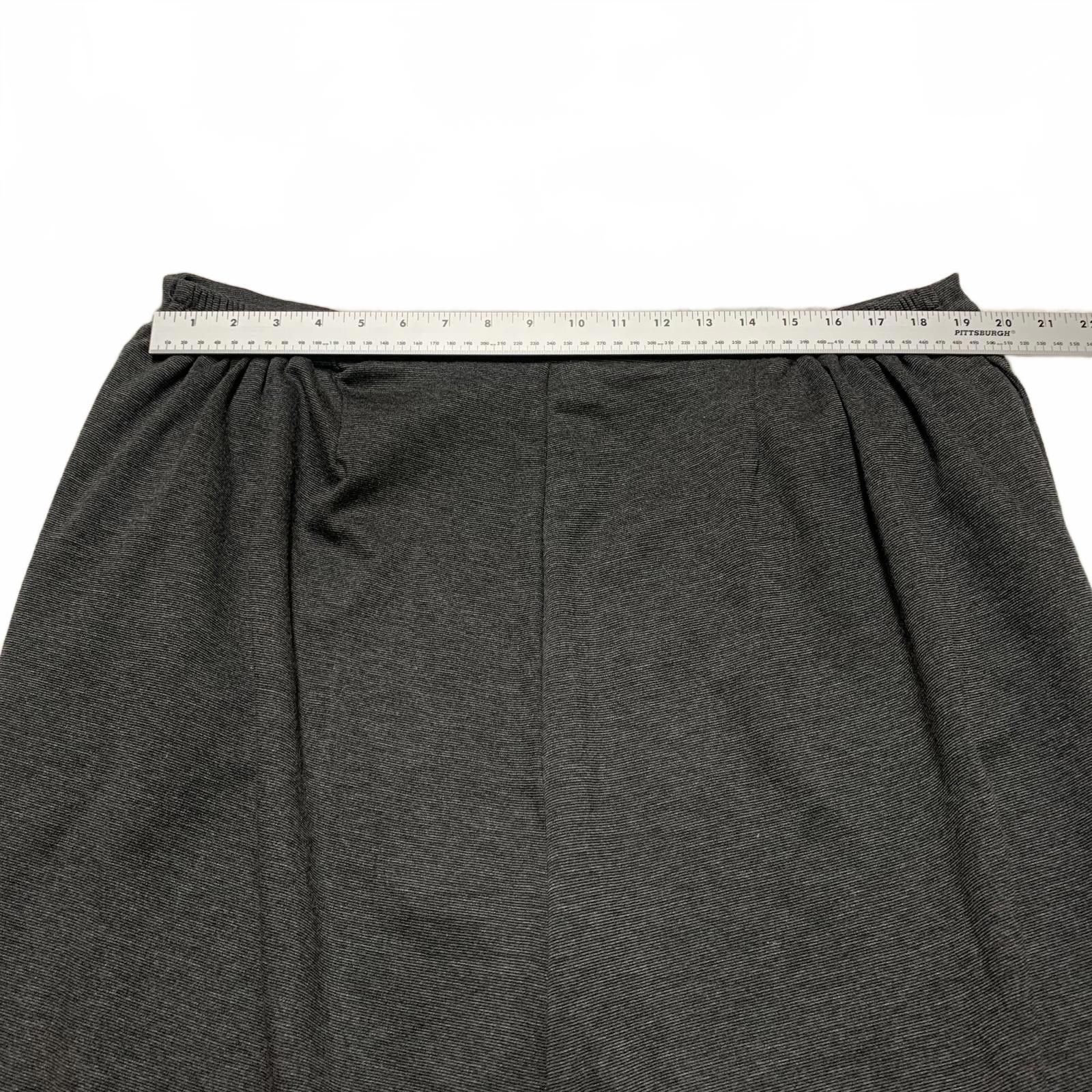 Other Liz & Me Sport Women's Size 16 Wide Gray Capris 38 x 26 Size 38" / US 16 / IT 52 - 9 Thumbnail