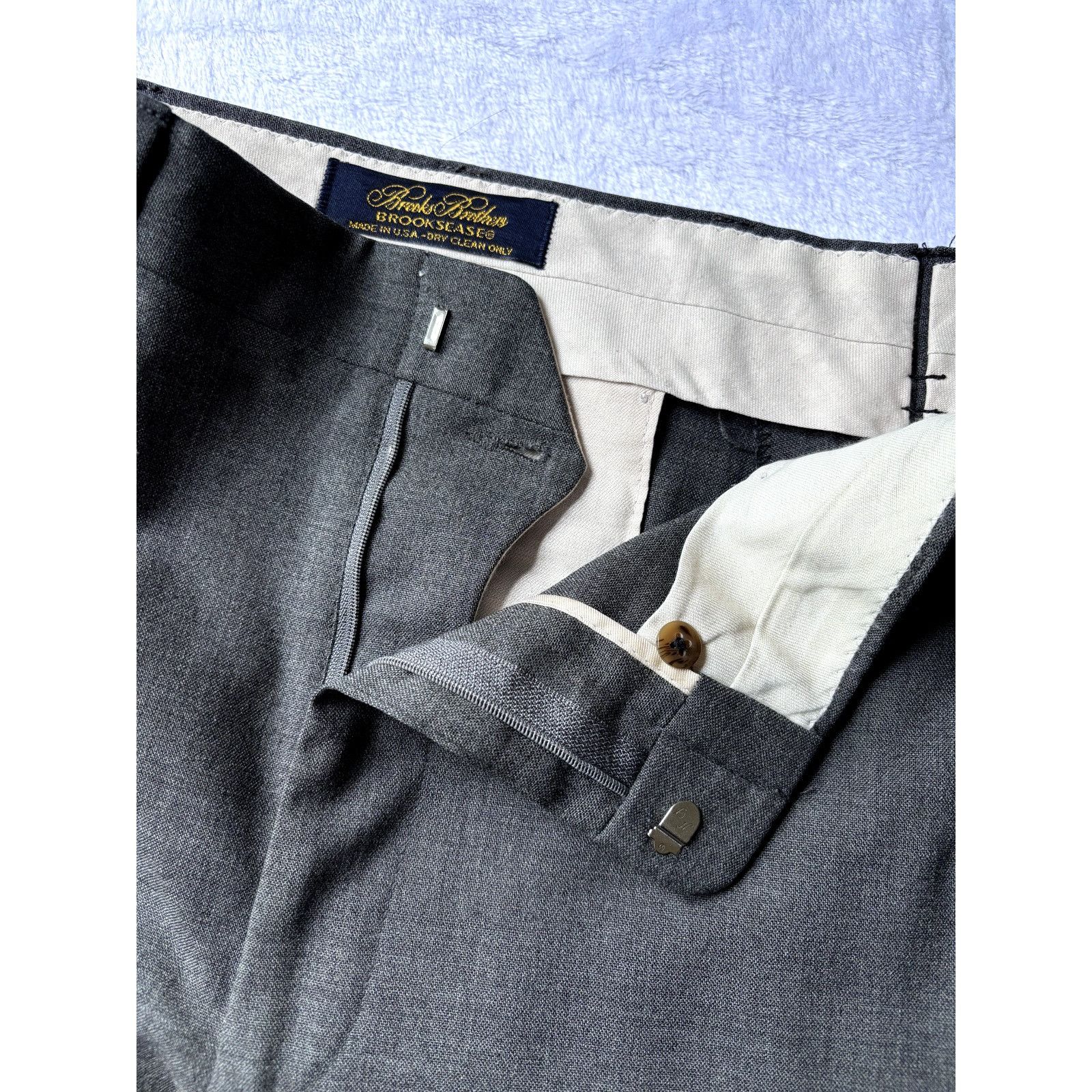 Brooks Brothers Brooks Brothers Brooksease Men's Dress Pants 38x31 Charcoal Size 38R - 4 Thumbnail