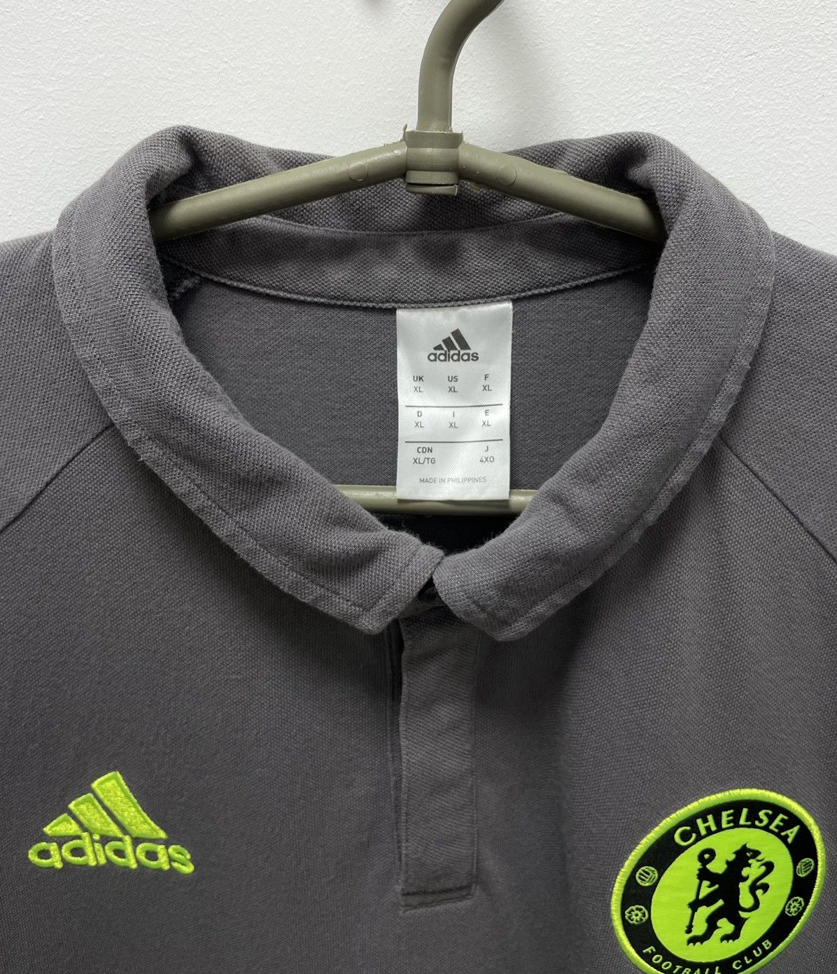 Adidas × Chelsea Soccer Adidas Chelsea Football Polo Soccer Jersey Size US XL / EU 56 / 4 - 5 Thumbnail