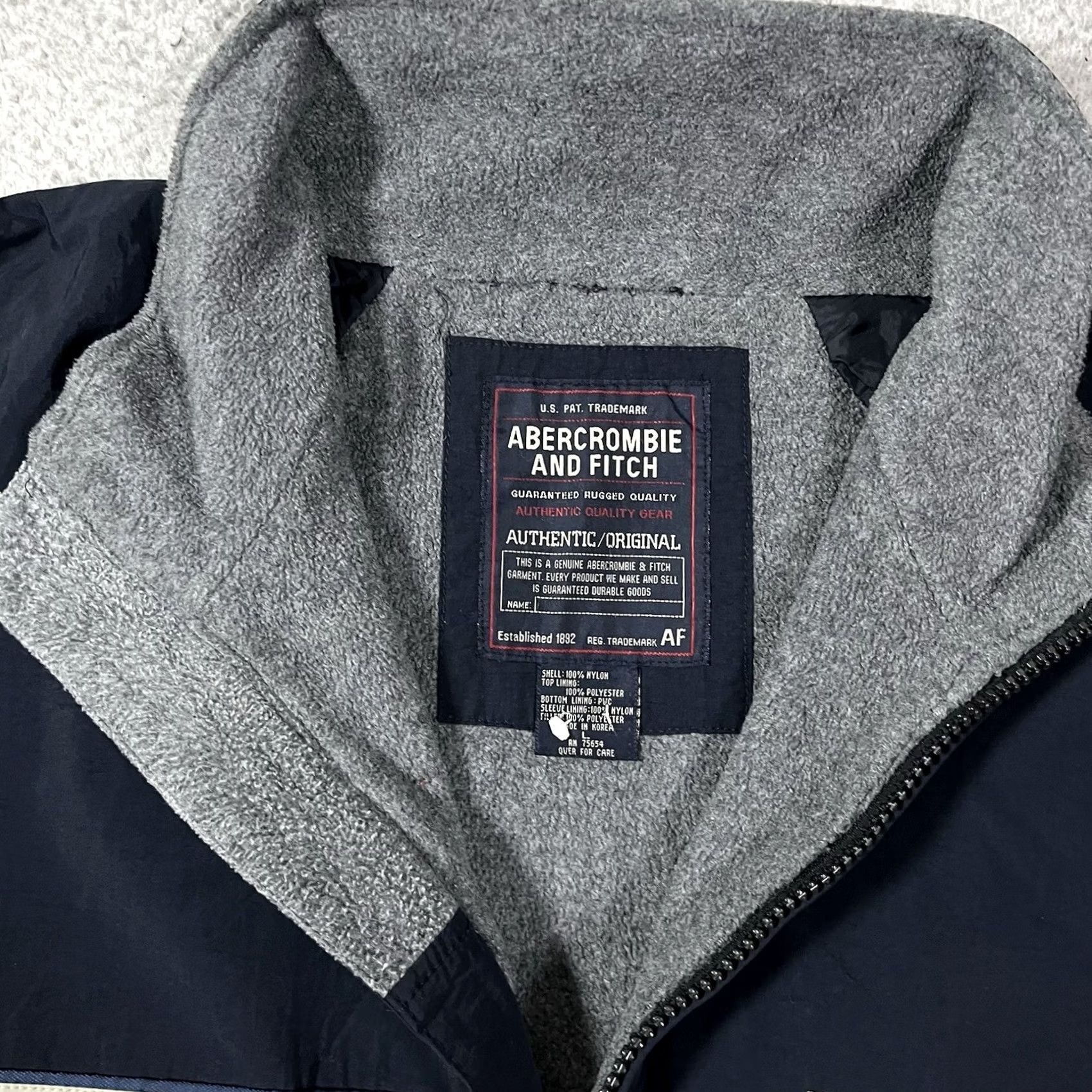 Abercrombie & Fitch VINTAGE Abercrombie & Fitch Jacket Mens L Blue Full Zip Fleece Lined Nylon Windbreaker 90s Retro Logo Pockets Zipped Pockets Casual Size US L / EU 52-54 / 3 - 4 Thumbnail