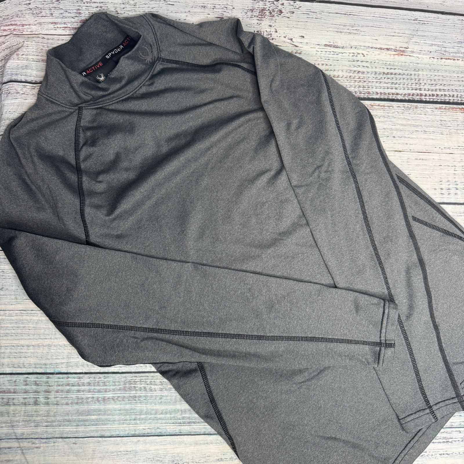 Spyder Spyder Active Gray Base Layer Shirt Size M Long Sleeve Size US M / EU 48-50 / 2 - 1 Thumbnail