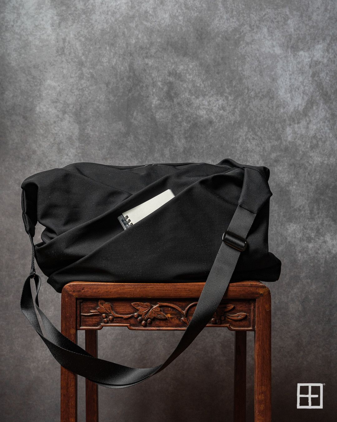 Yohji Yamamoto NEW Yohji Yamamoto Pour Homme SS25 Pleated Shoulder Bag Size ONE SIZE - 5 Thumbnail