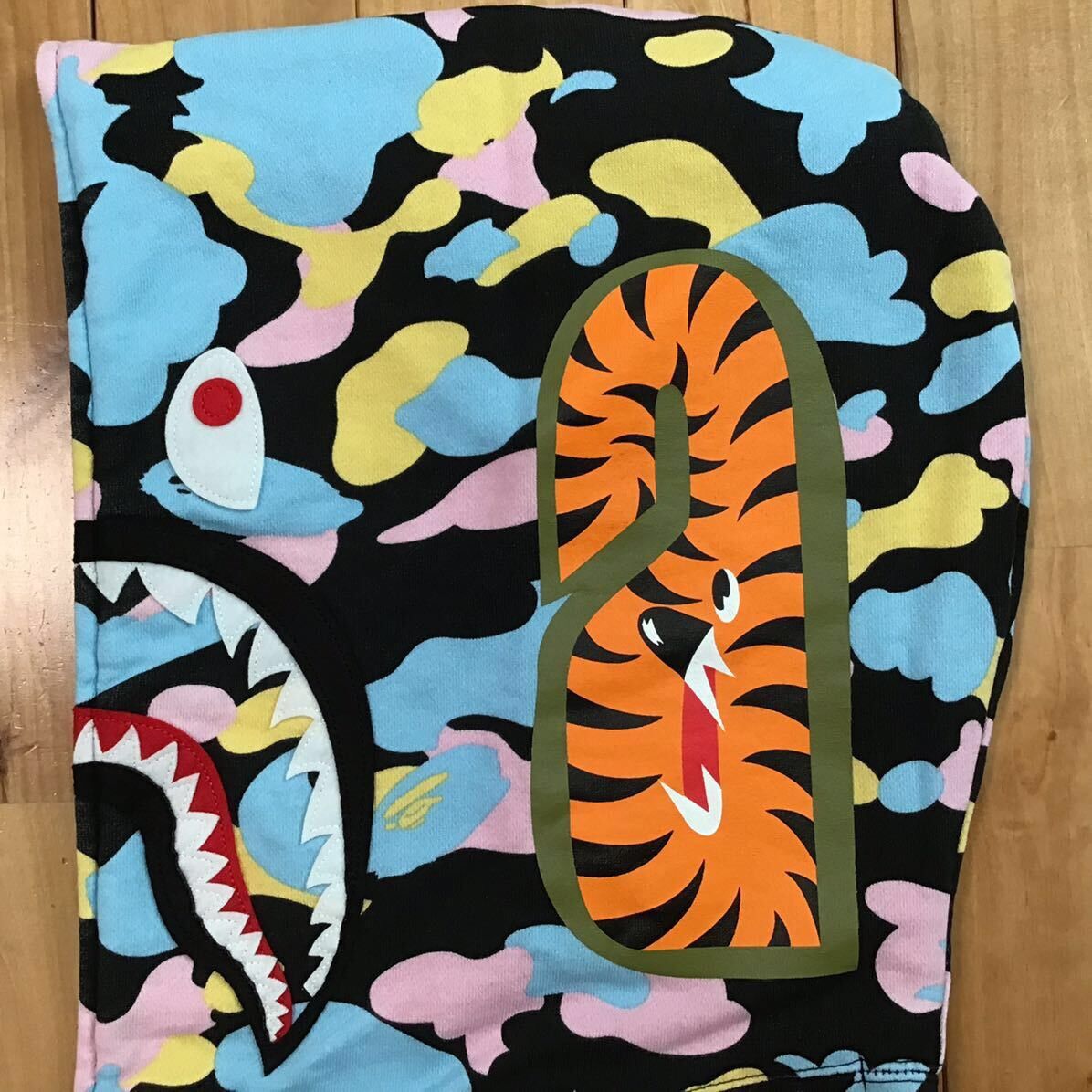 Bape BAPE Multi camo shark full zip hoodie cotton candy camo Size US XL / EU 56 / 4 - 6 Thumbnail