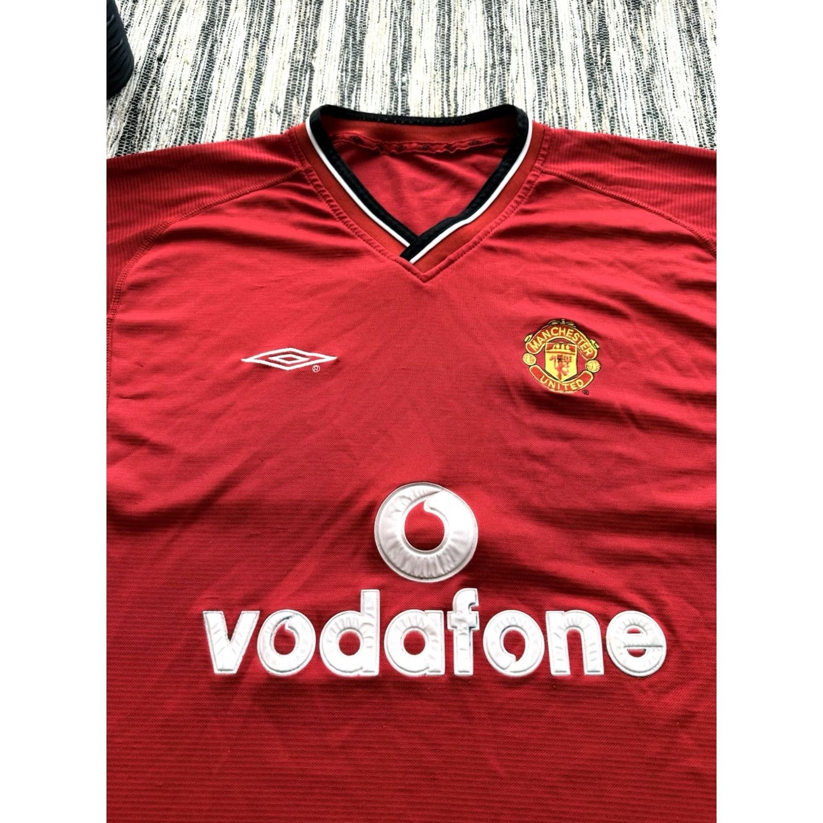 Umbro VINTAGE Umbro MANCHESTER UNITED HOME FOOTBALL JERSEY Men’s XL Red Soccer Shirt Sports Jersey England 2000-2002 Size US XL / EU 56 / 4 - 7 Thumbnail