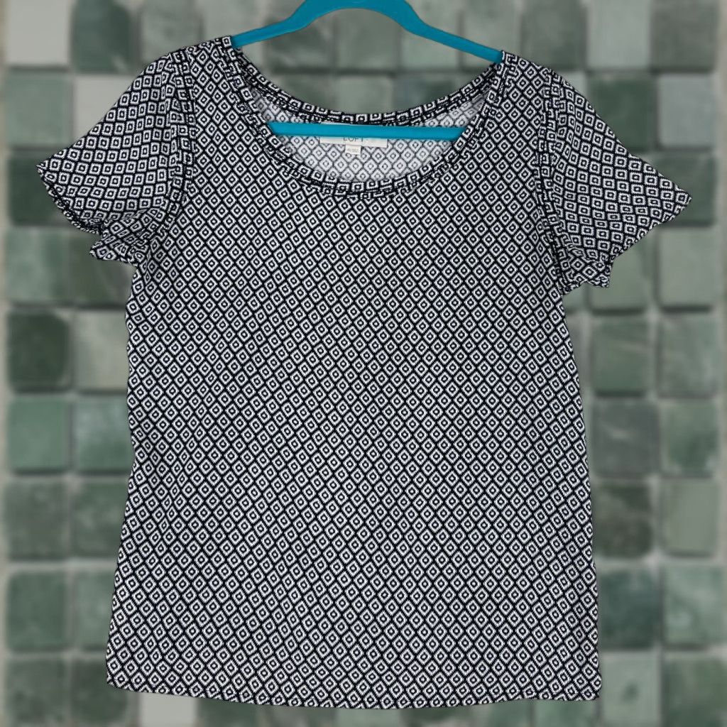 Ann Taylor Ann Taylor LOFT Shirt Womens XS Black White Geometric Print Pullover Size XS / US 0-2 / IT 36-38 - 1 Thumbnail