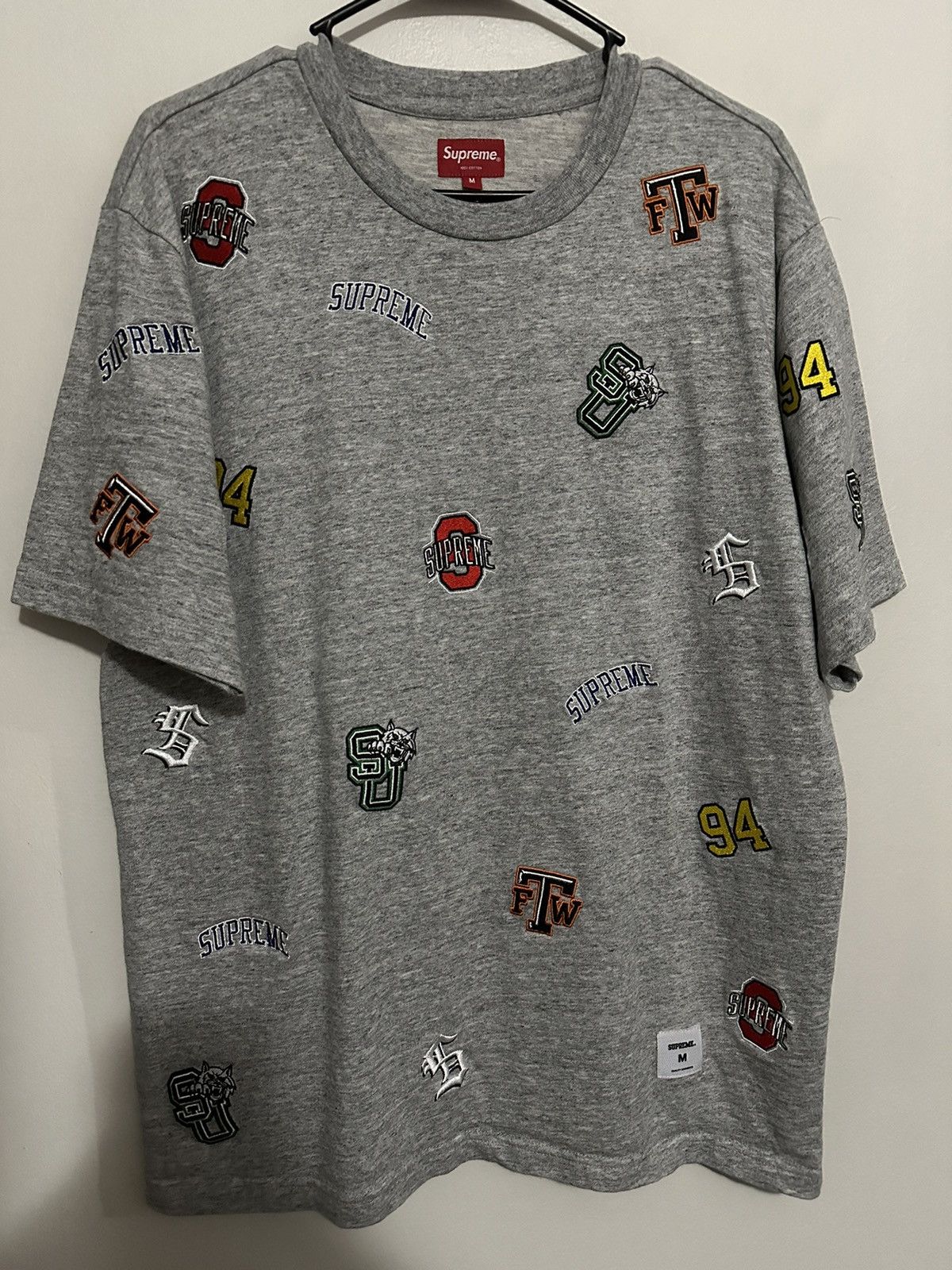 Supreme Supreme University S/S Top Tee Size US M / EU 48-50 / 2 - 1 Thumbnail