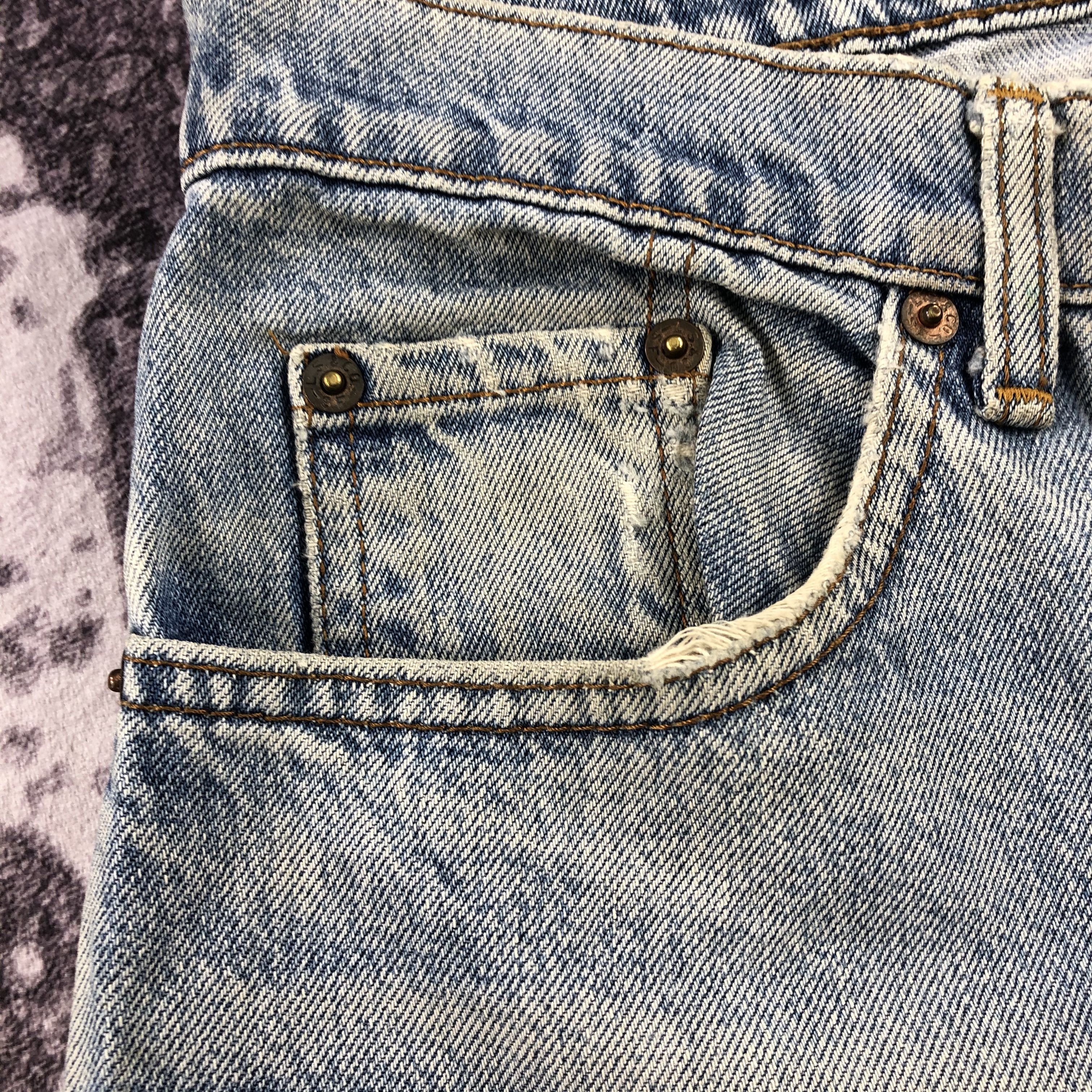 Levi's × Vintage Vintage Light Wash Levis Jeans-JM2330 Size US 31 - 10 Thumbnail