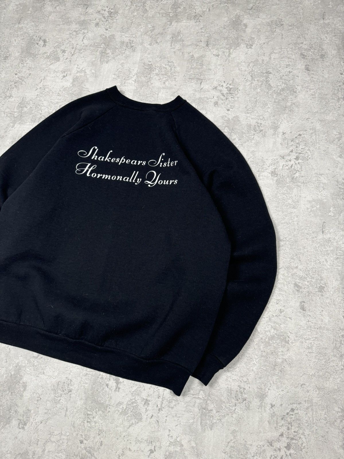 Band Tees Vintage 92’ Shakespears Sister Hormonally Yours Sweatshirt Size US XL / EU 56 / 4 - 10 Thumbnail