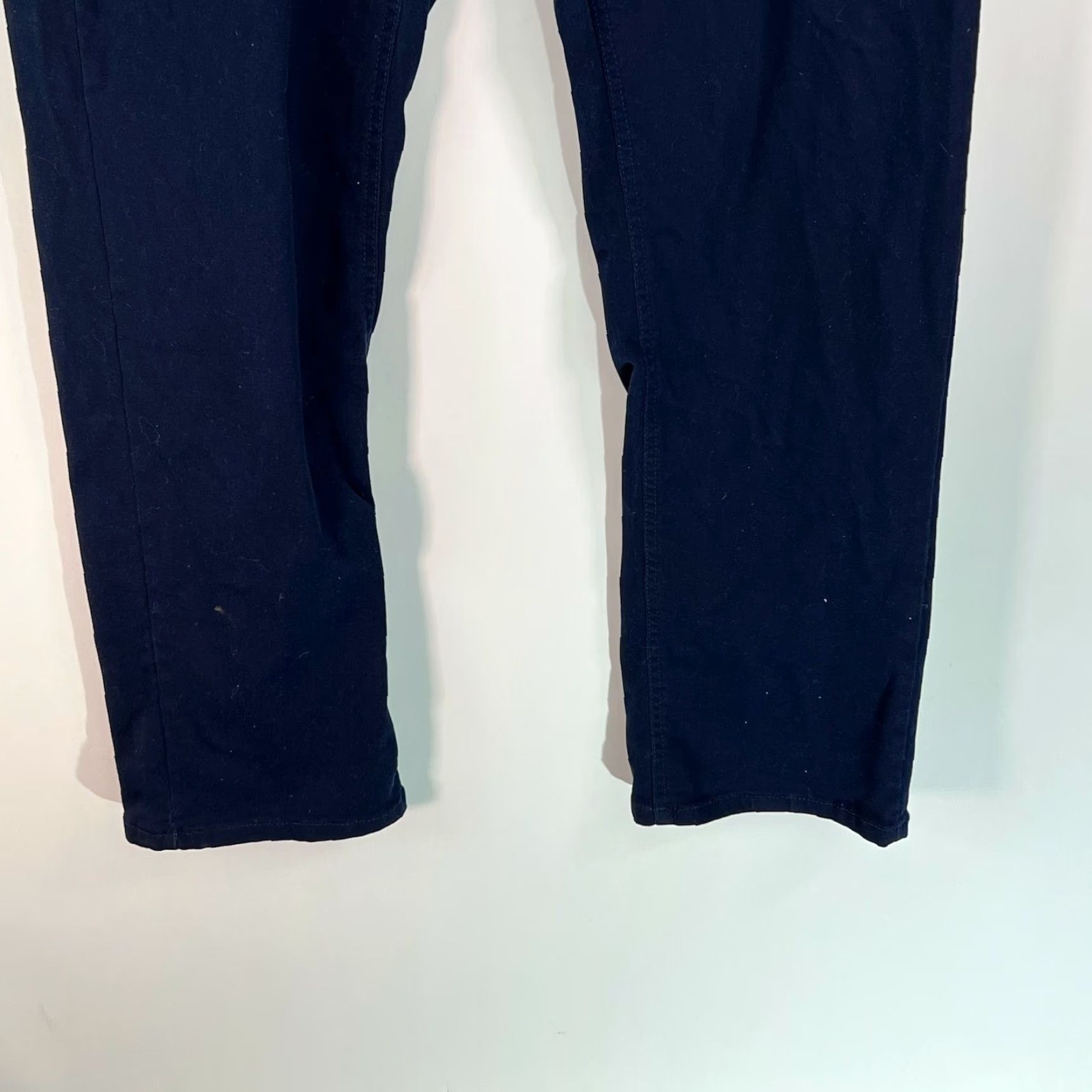 Izod IZOD Mens Regular Fit Flat Front Straight Leg Casual Blue Pants 36 Regular Blue, Chino, City Theme Mens Pants Size US 36 / EU 52 - 5 Thumbnail